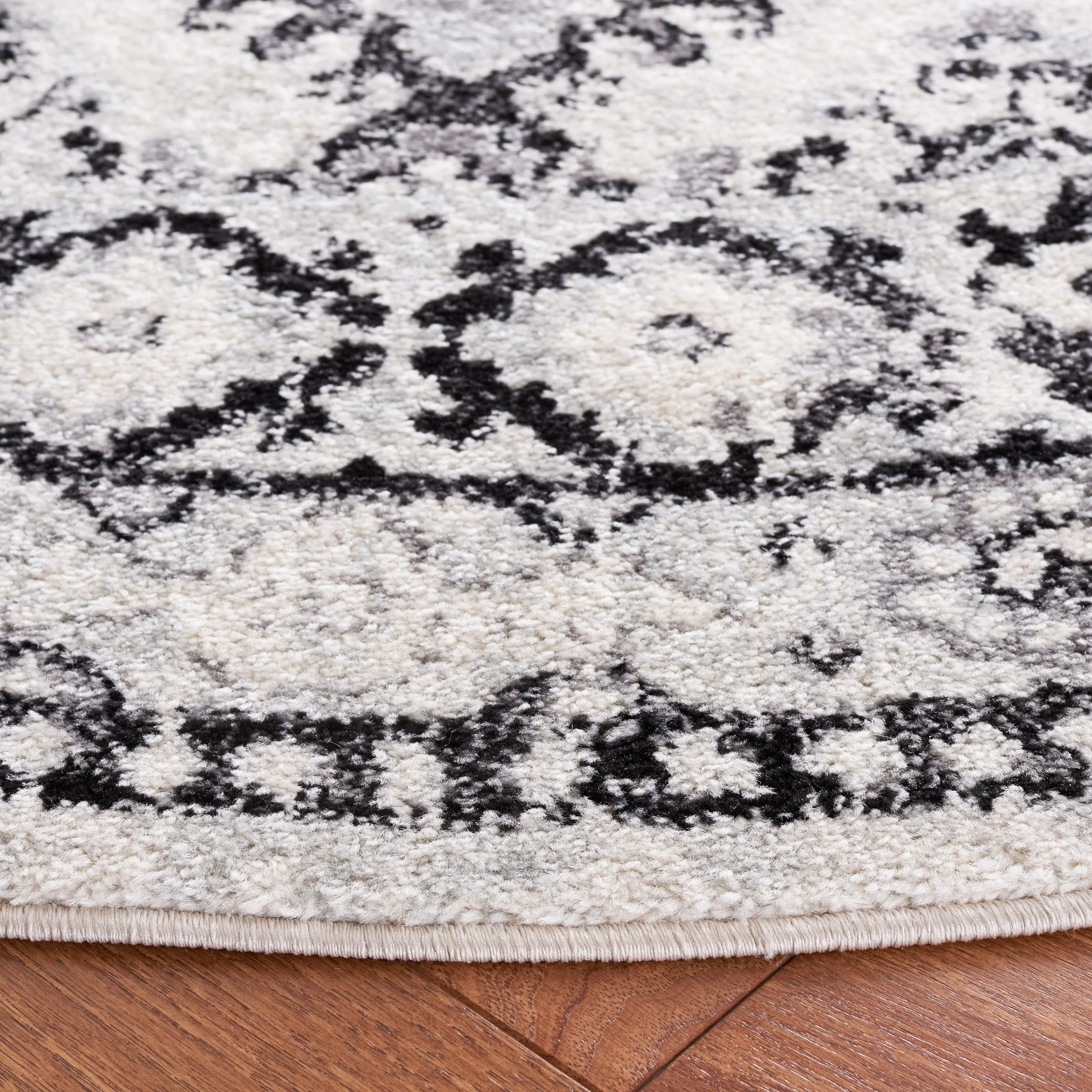 SAFAVIEH Tulum Neelima Bohemian & Eclectic Rug