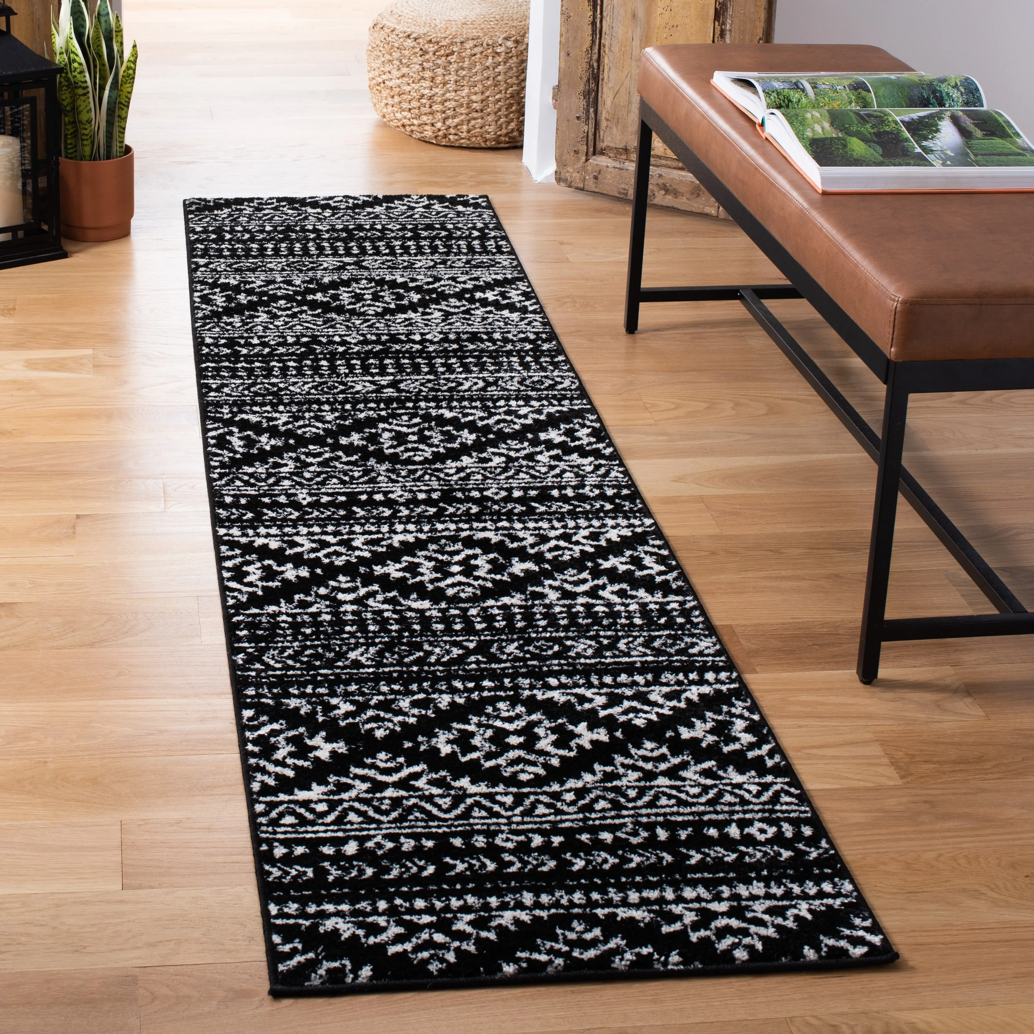 SAFAVIEH Tulum Vetuta Moroccan Boho Chic Area Rug