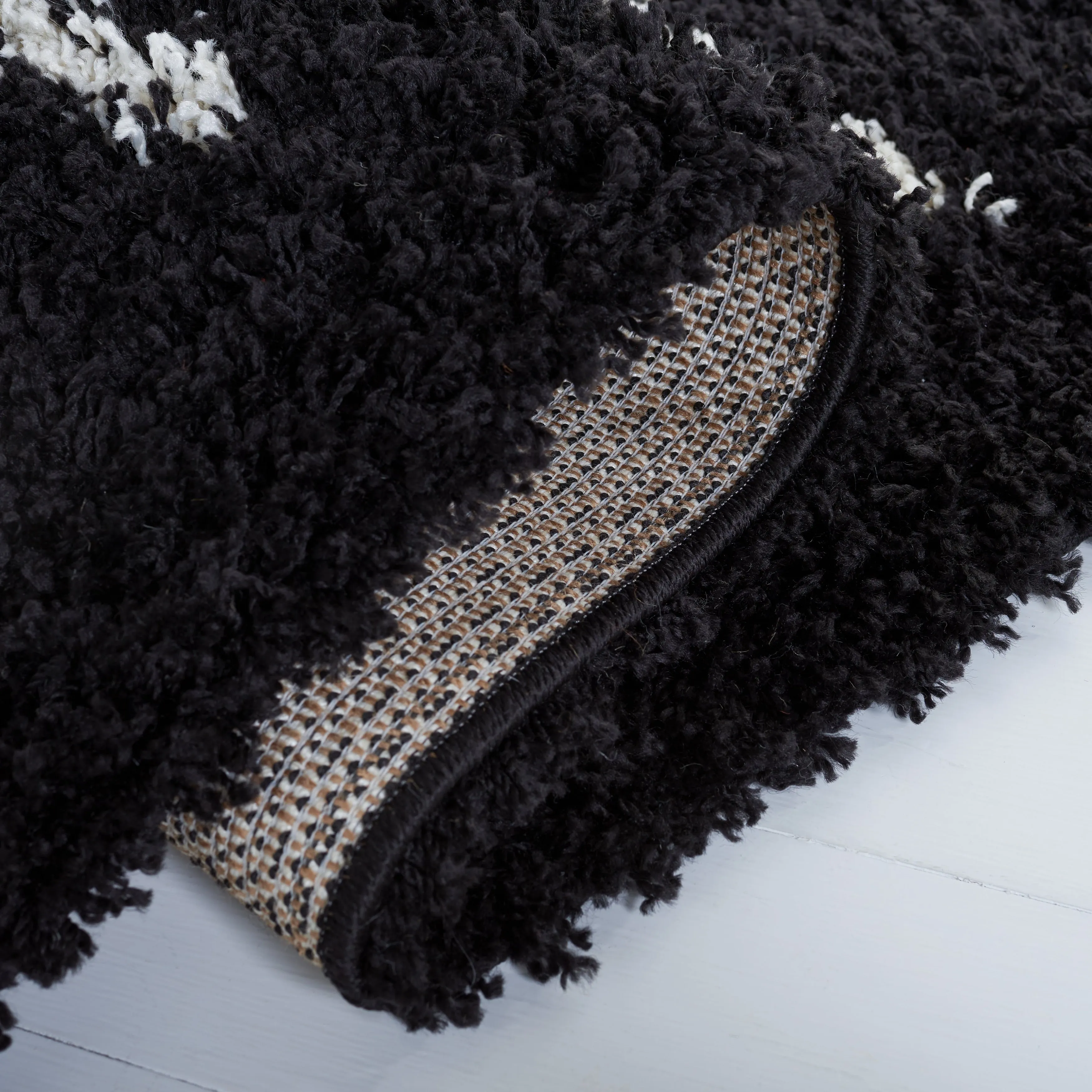 SAFAVIEH Venus Shag Zoea 1.75-inch Thick Rug