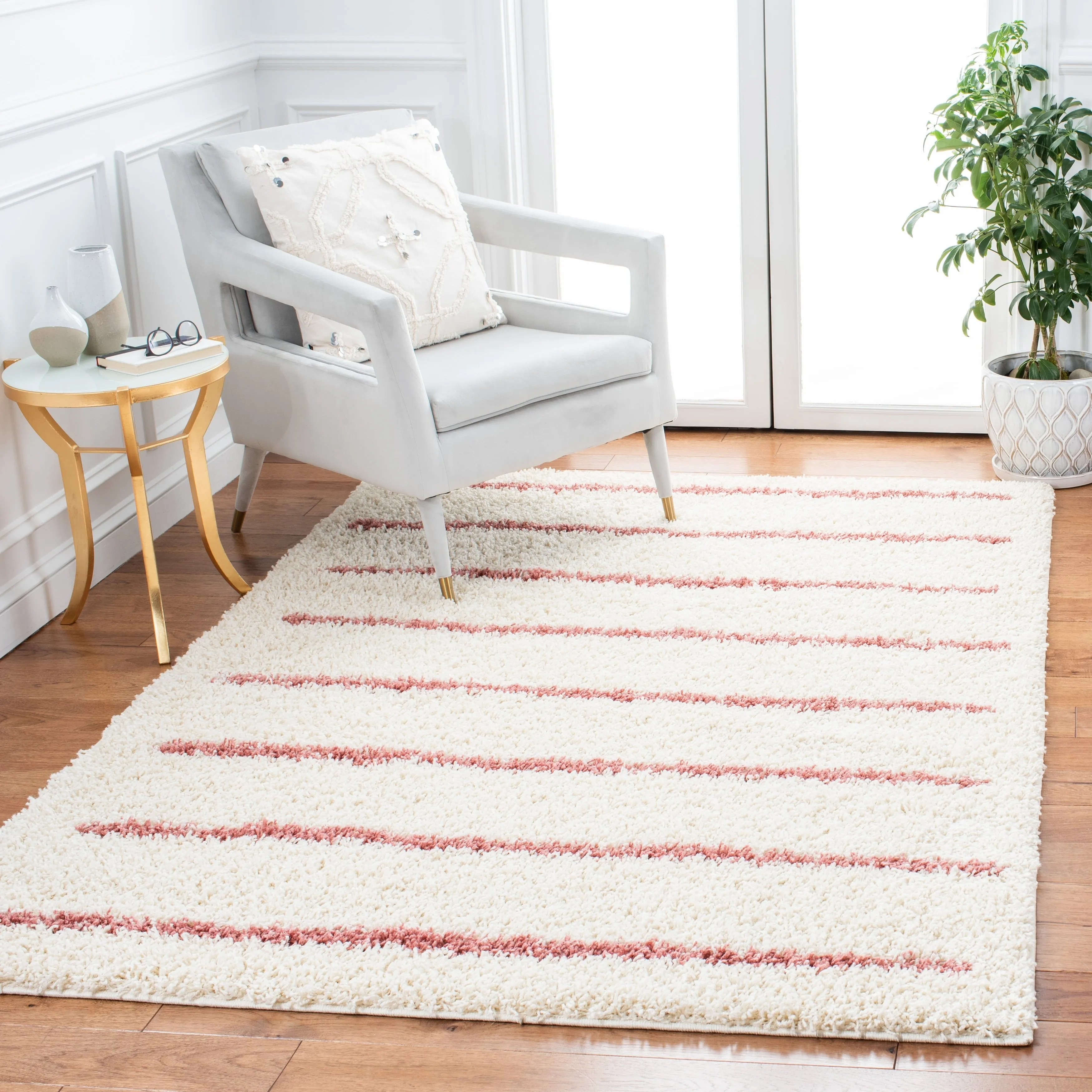SAFAVIEH Venus Shag Zoea 1.75-inch Thick Rug