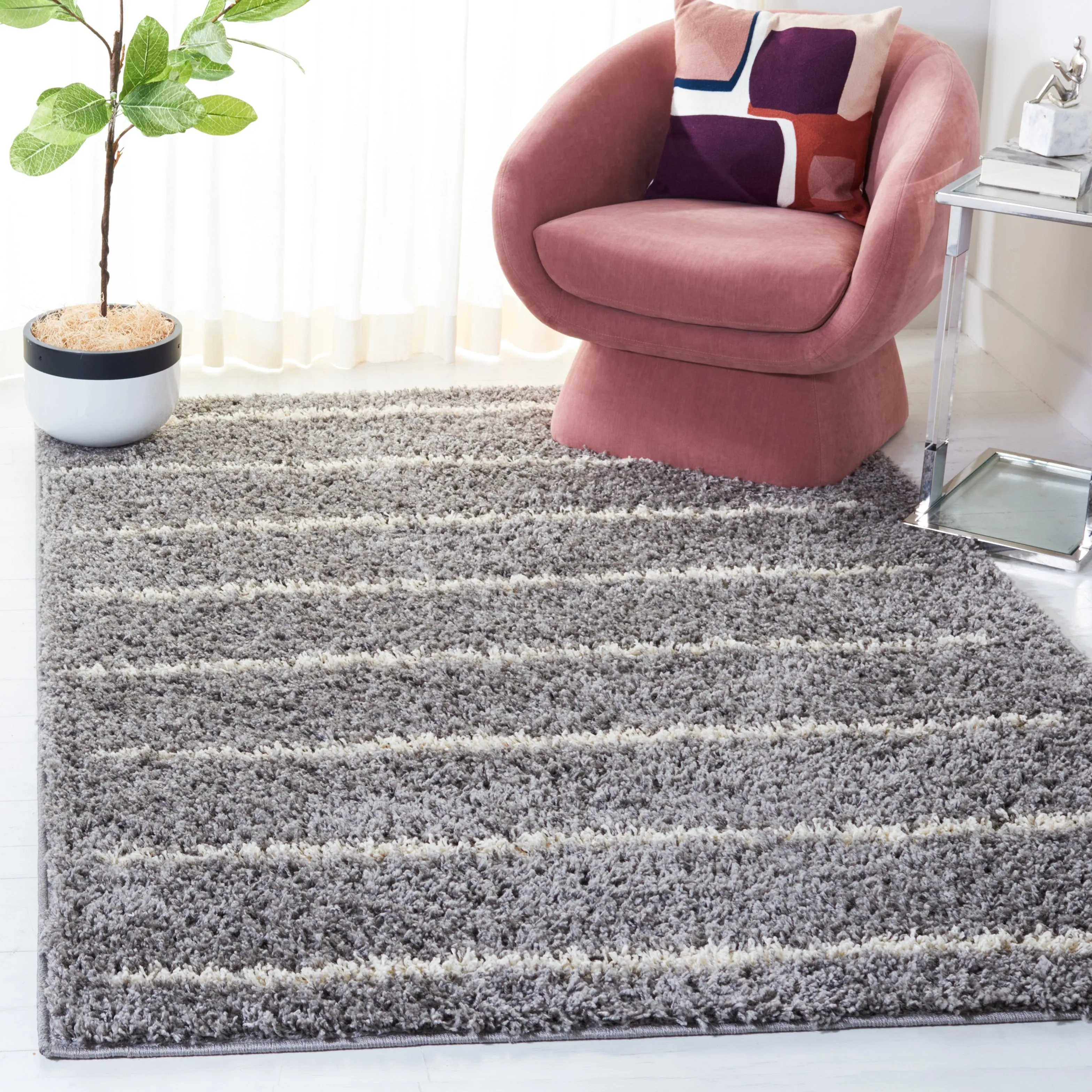 SAFAVIEH Venus Shag Zoea 1.75-inch Thick Rug