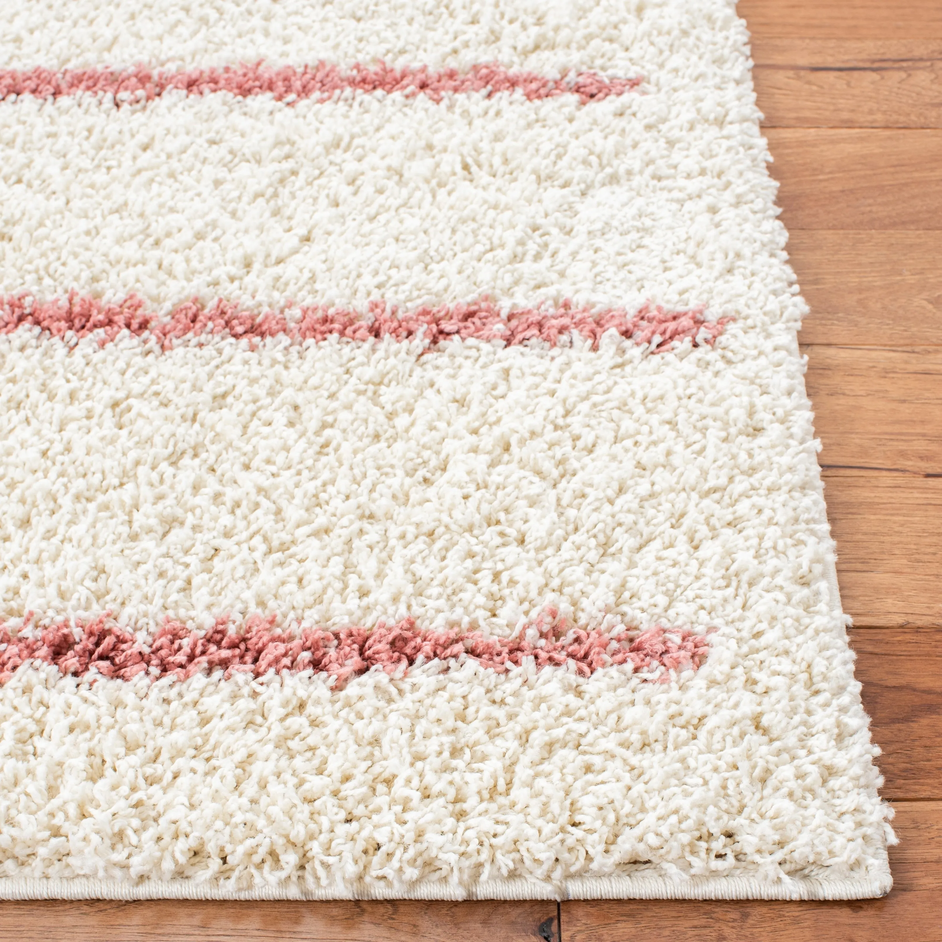 SAFAVIEH Venus Shag Zoea 1.75-inch Thick Rug