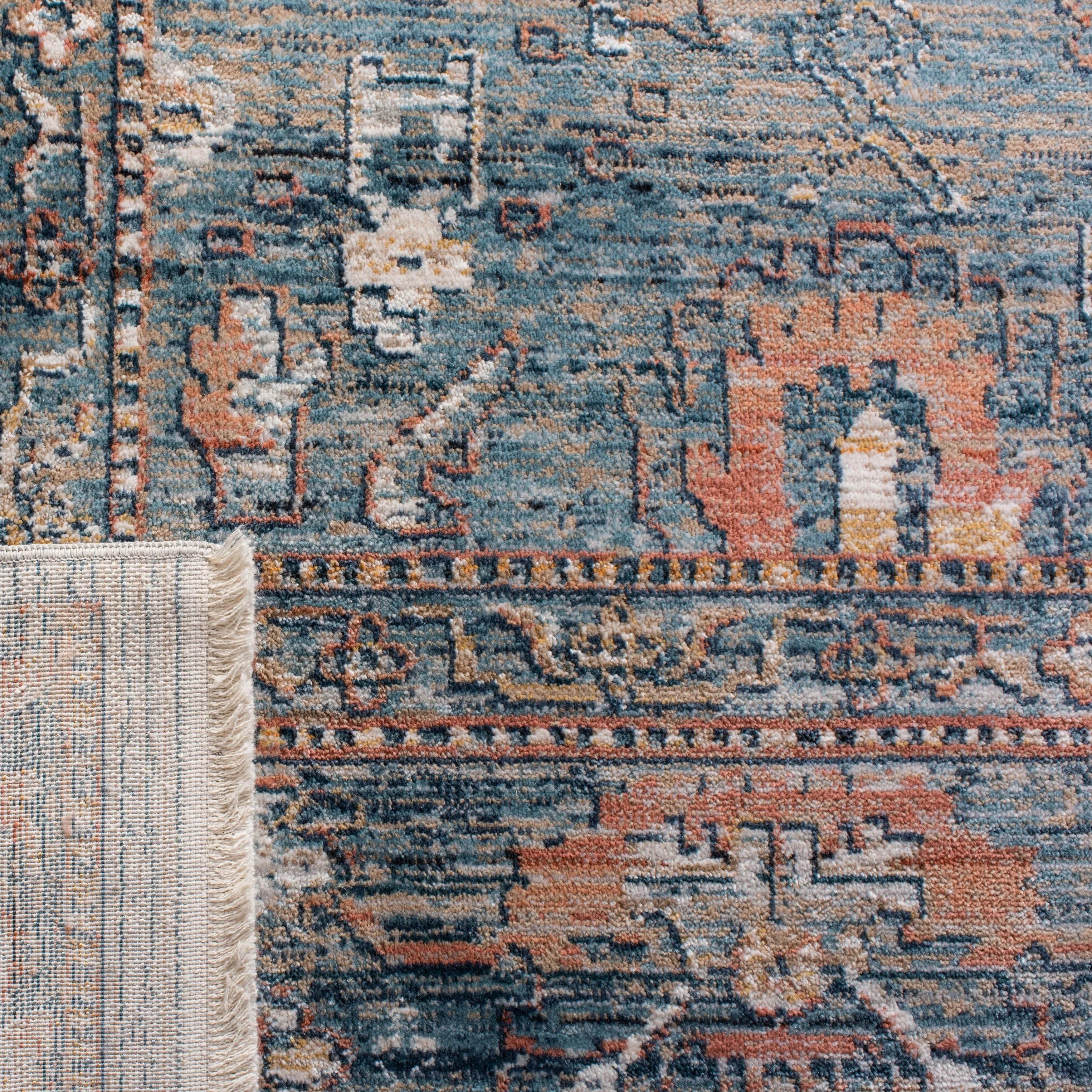 SAFAVIEH Victoria Lavinia Traditional Oriental Rug