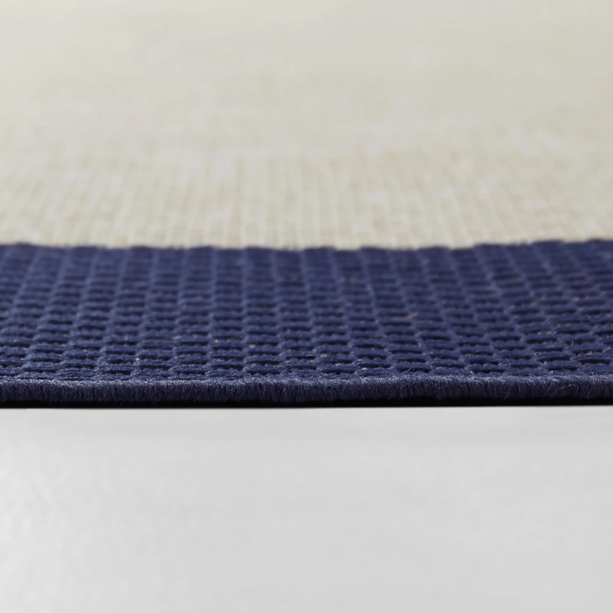 Signature Home Talbot Border Indoor/Outdoor Area Rug