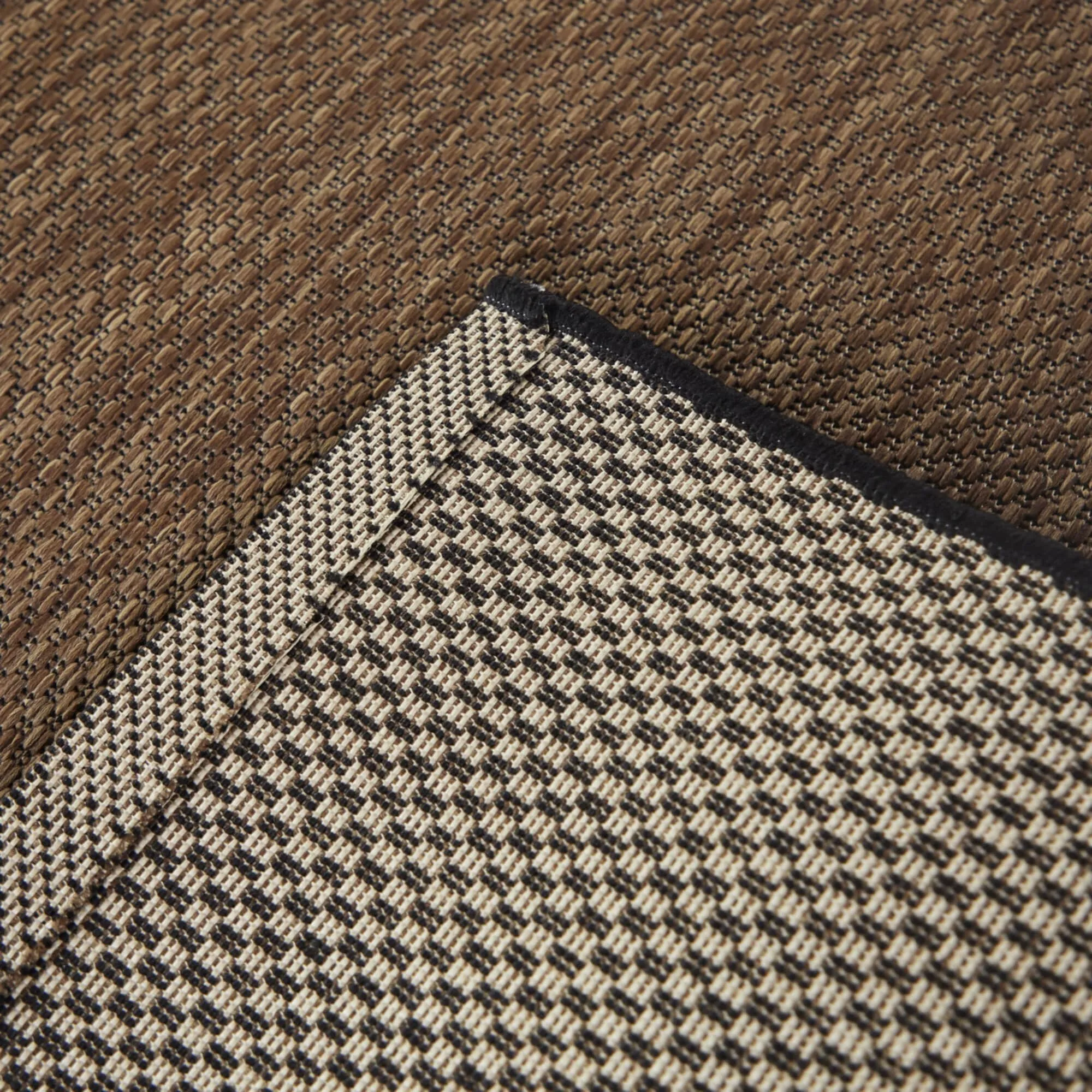 Signature Home Talbot Border Indoor/Outdoor Area Rug
