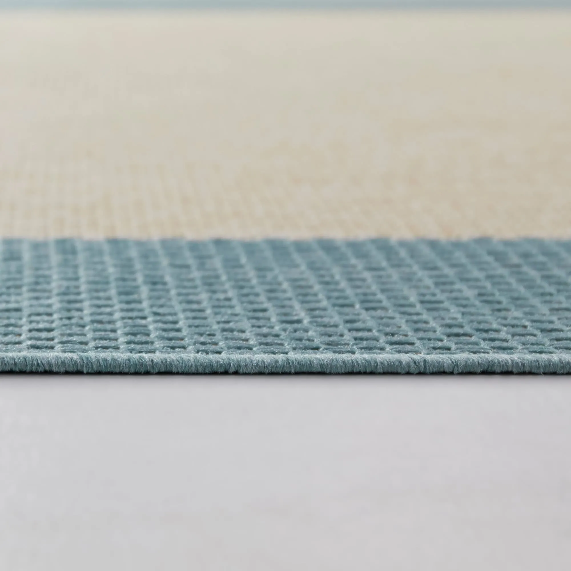 Signature Home Talbot Border Indoor/Outdoor Area Rug