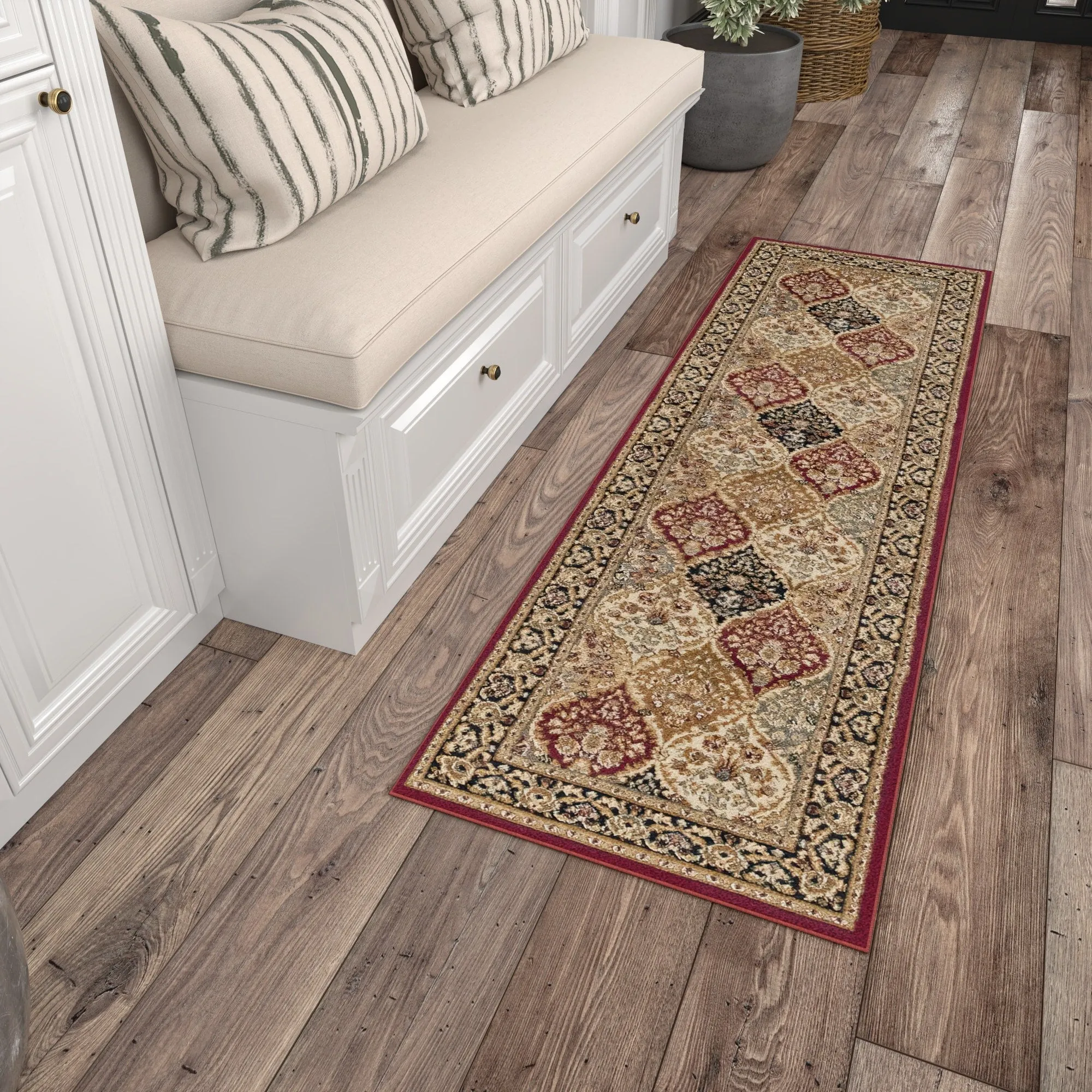 Soho Traditional Floral Indoor Area Rug
