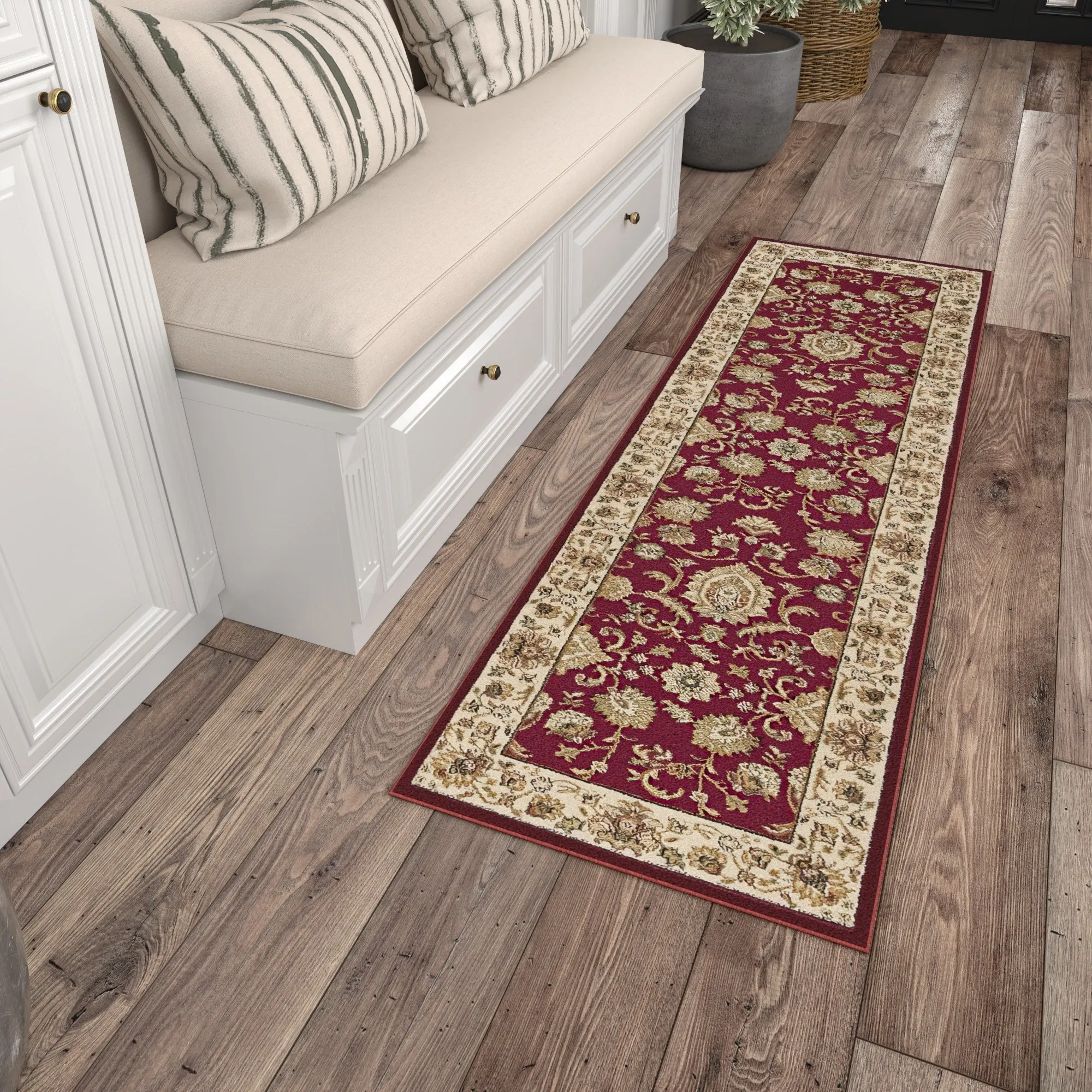 Soho Traditional Floral Oriental Indoor Area Rug