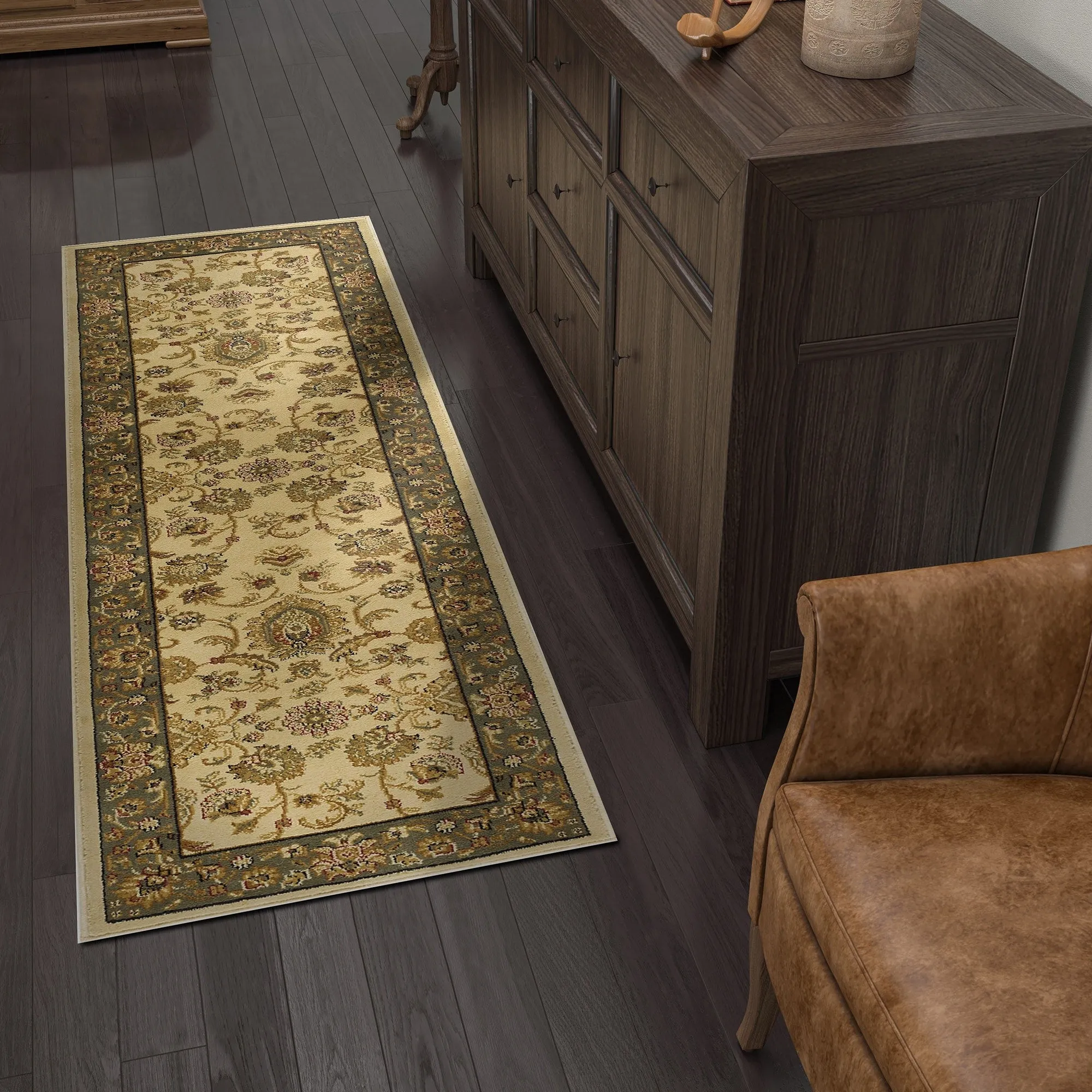 Soho Traditional Floral Oriental Indoor Area Rug