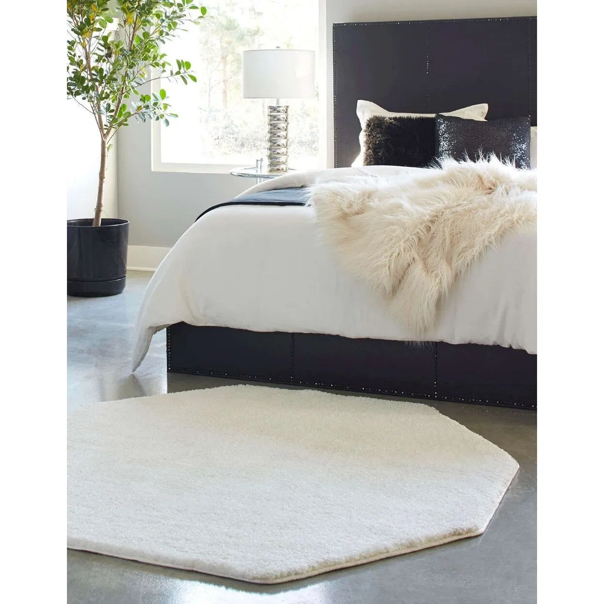 Solid/Striped Zoit Collection Area Rug
