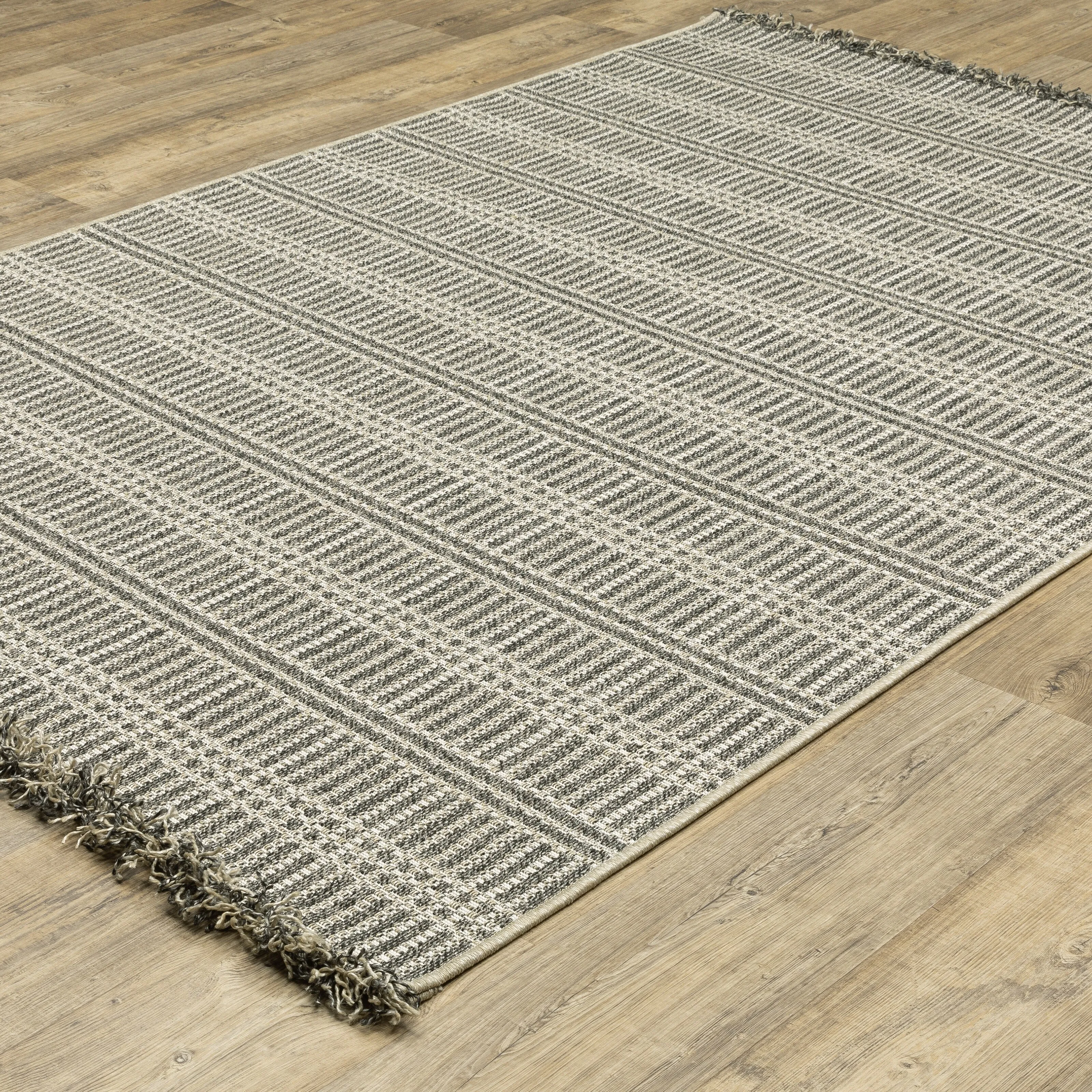 Style Haven Grayton Geometric Lines Beige/ Black Indoor-Outdoor Fringe Edge Rug