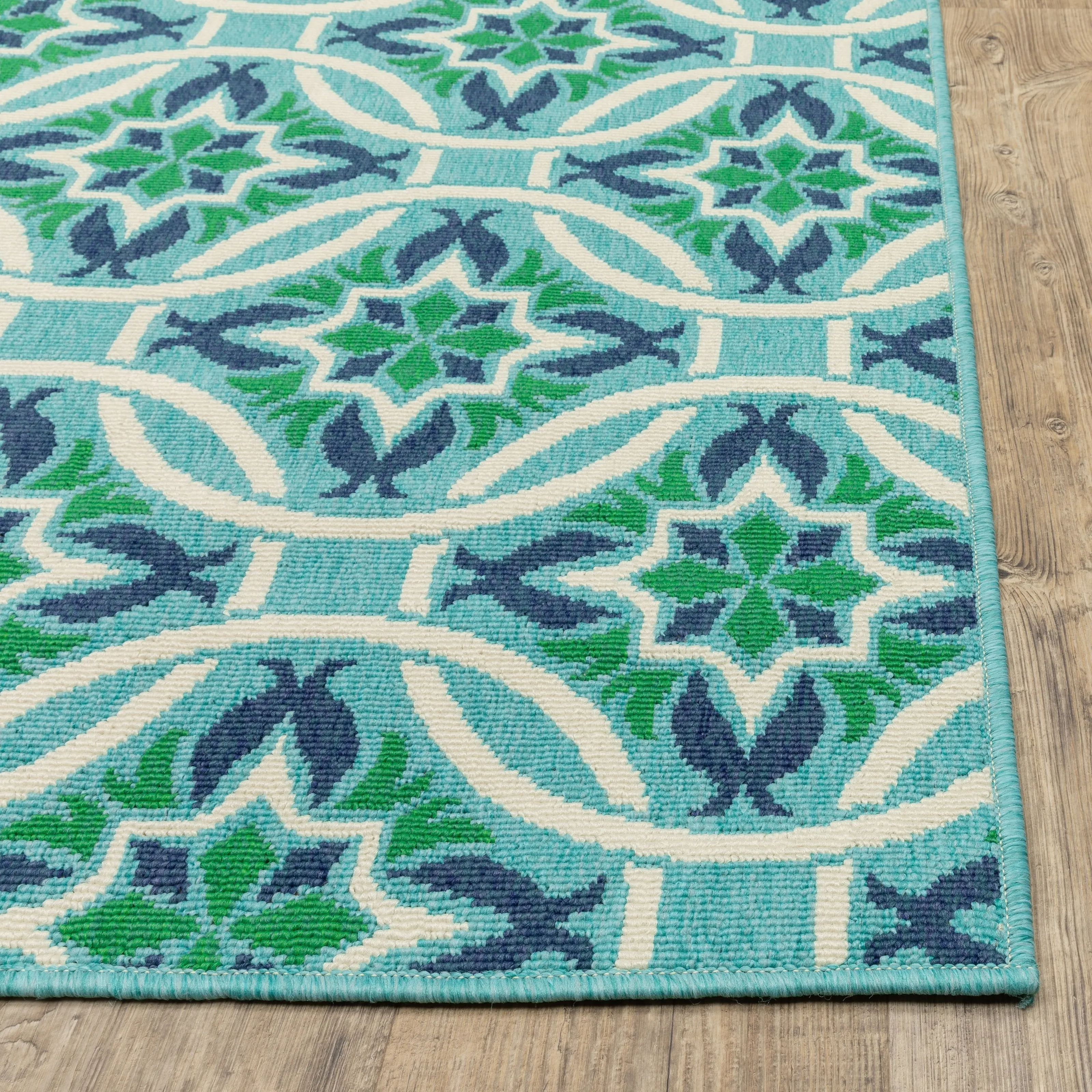 Style Haven Martinque Floral Indoor-Outdoor Blue/ Green Area Rug