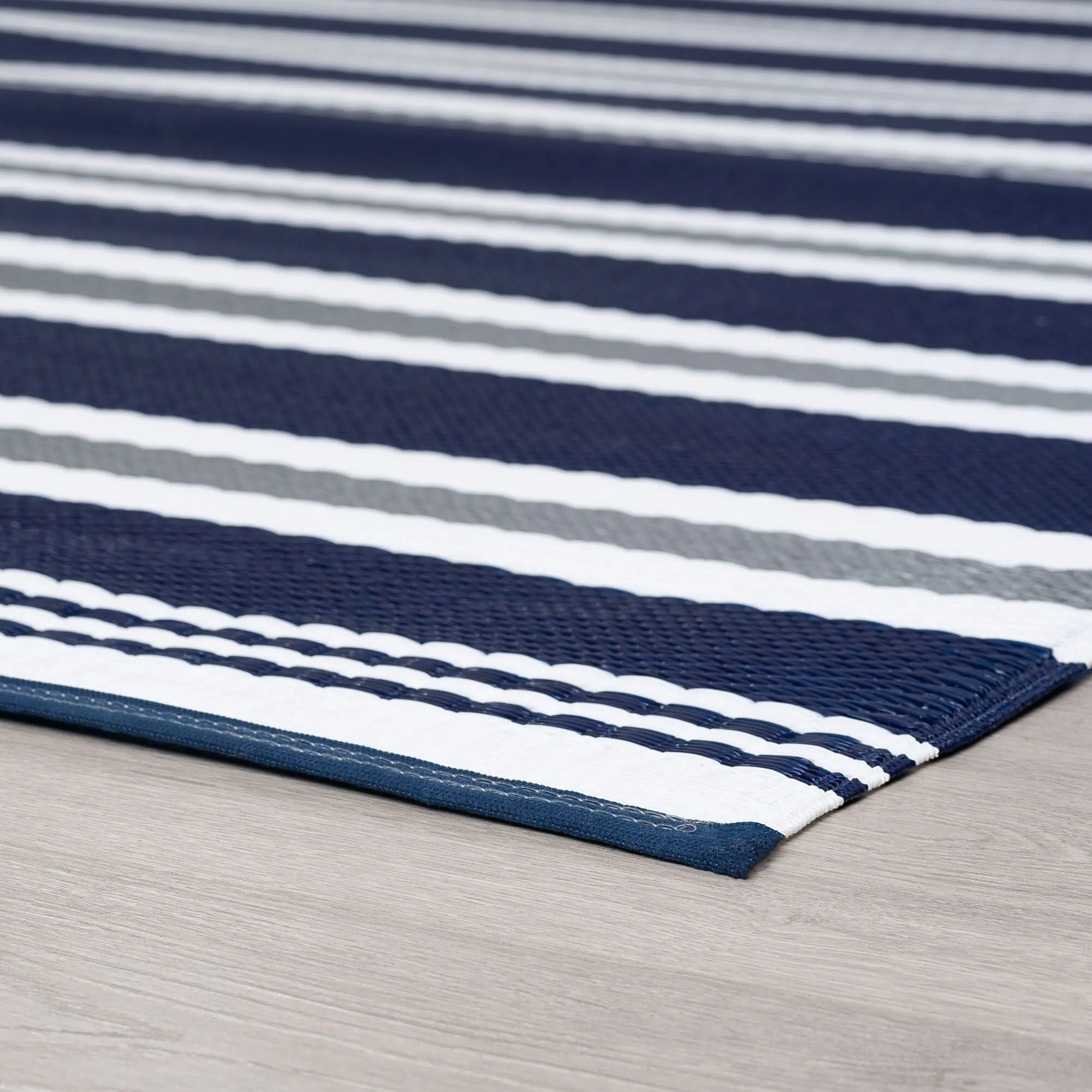 Sundown Beach Stripe Indoor/Outdoor Area Rug