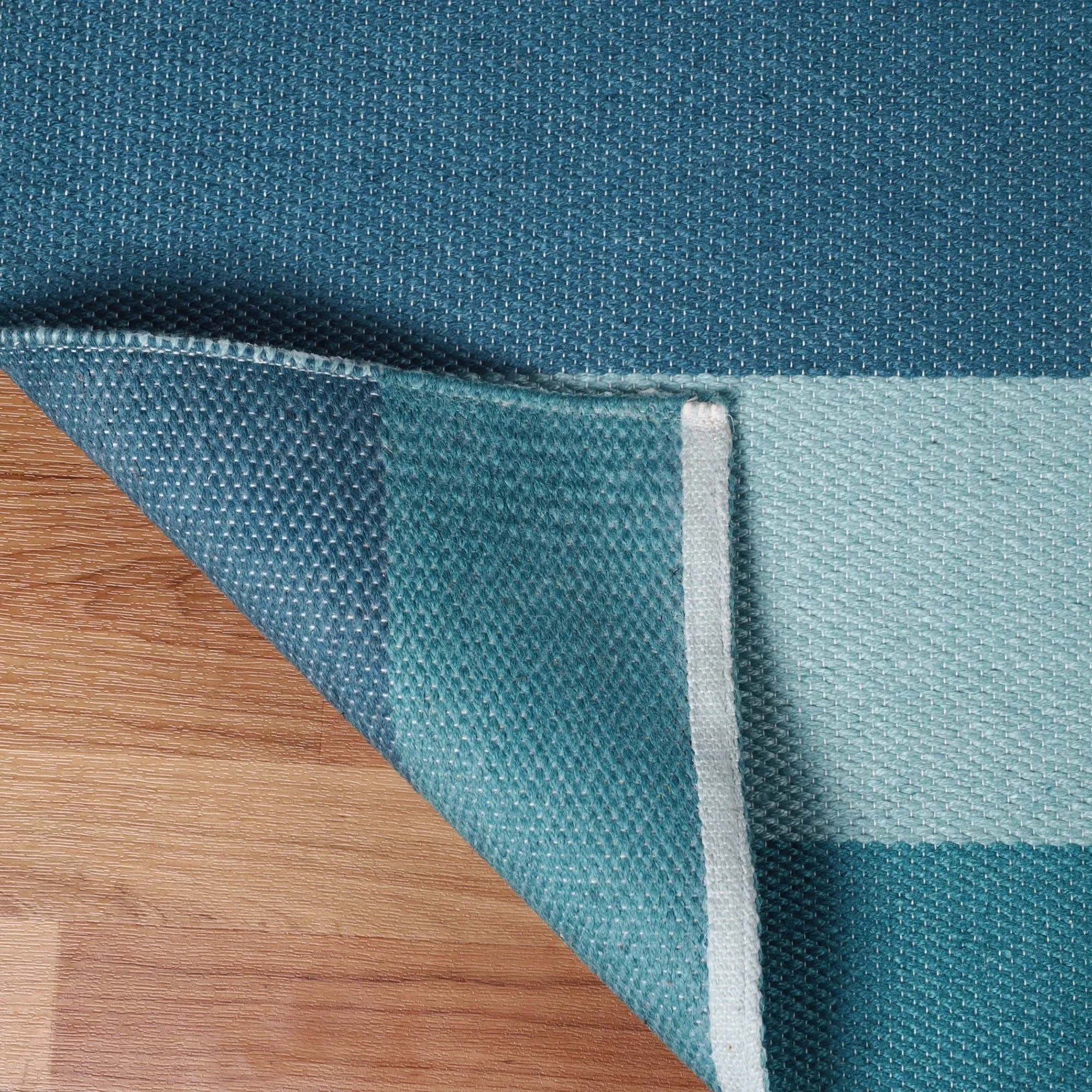 Superior Modern Stripes Indoor/ Outdoor Area Rug