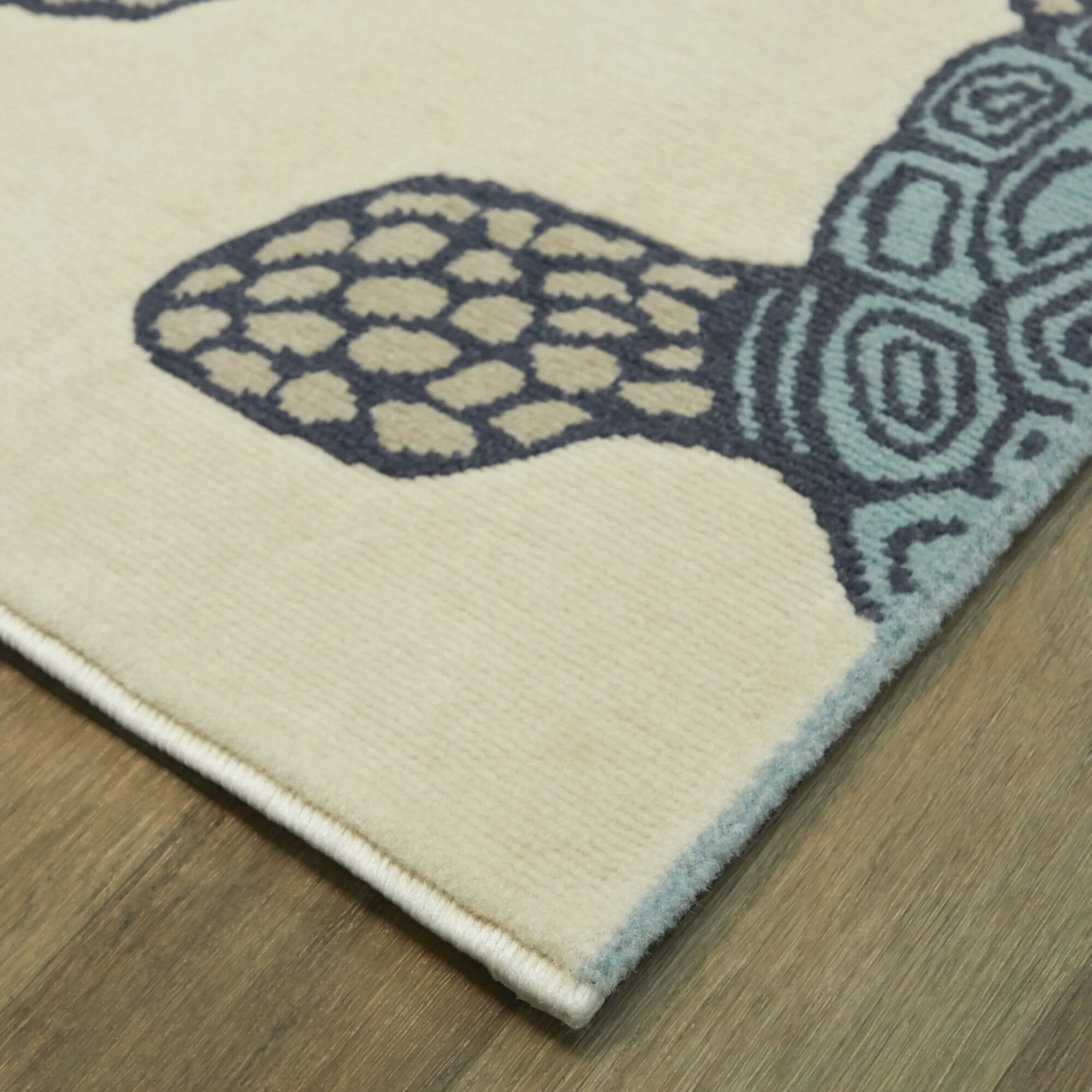 Swimming Sea Turtle Area Rug