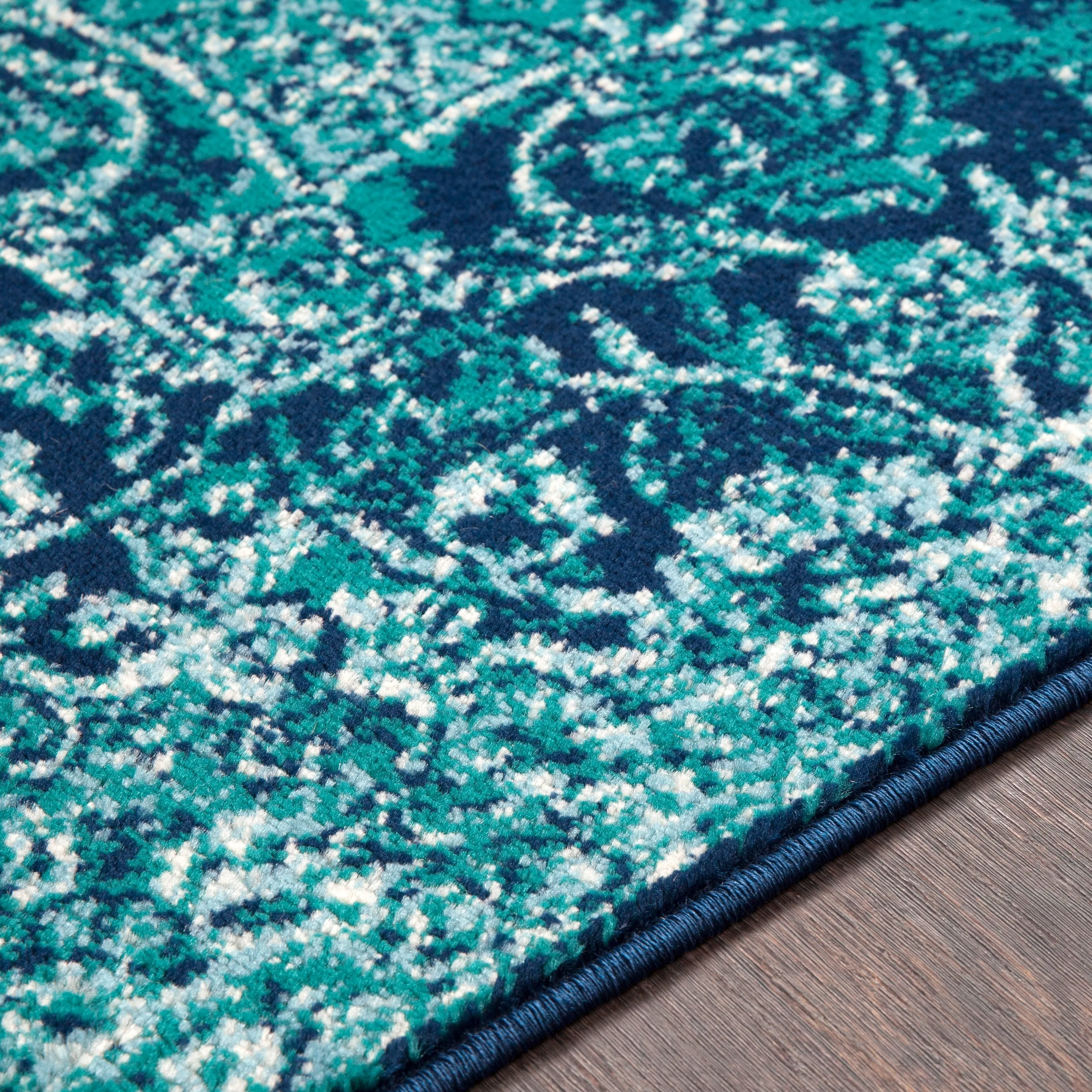 Terenzio Traditional Teal Area Rug
