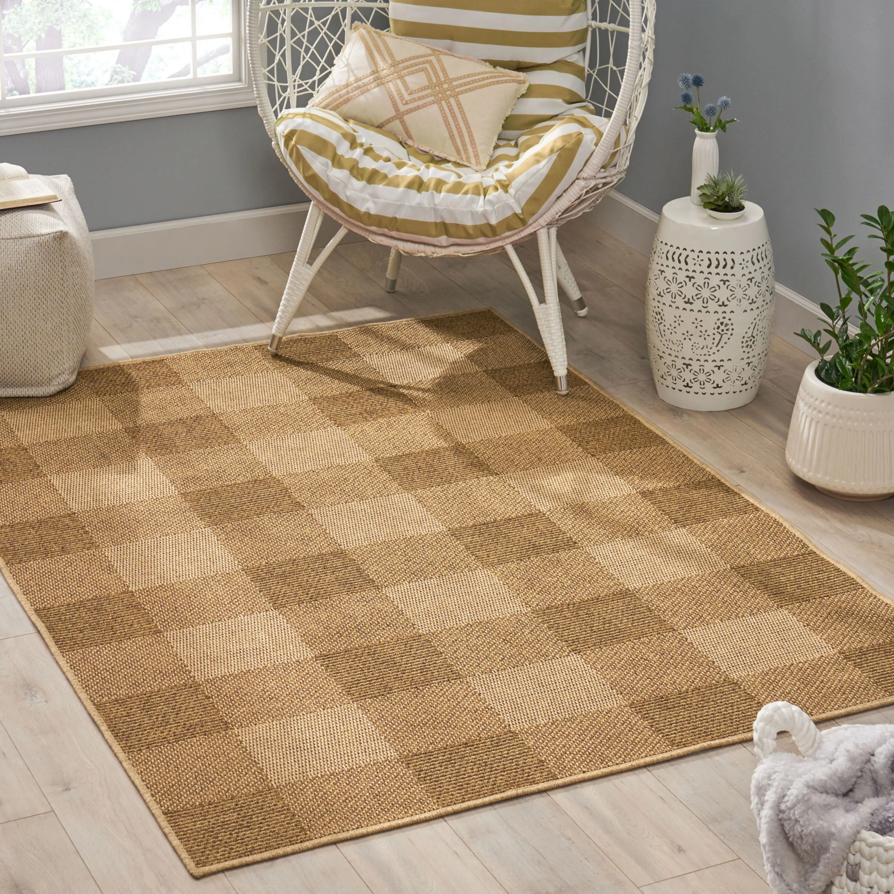 Tokota Indoor/Outdoor Area Rug by Christopher Knight Home