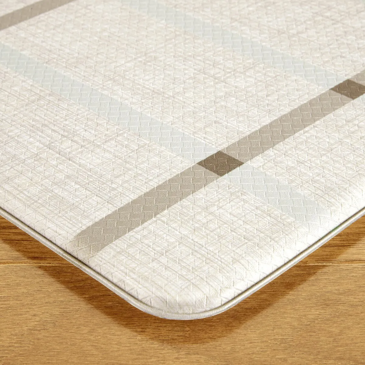 TOWN & COUNTRY BASICS Windowpane Plaid Anti Fatigue Kitchen Mat Non-Slip Backing