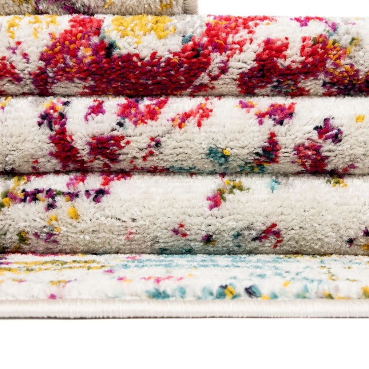 Traditional Brenda Collection Area Rug