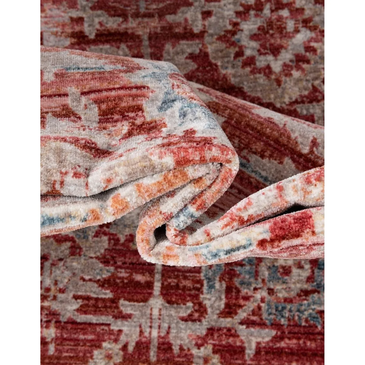 Traditional Falmouth Collection Area Rug