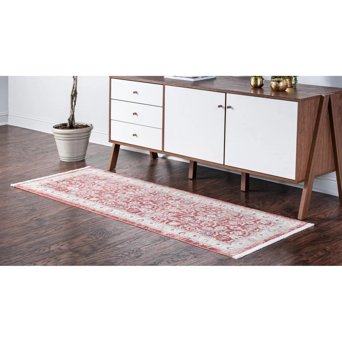 Traditional Falmouth Collection Area Rug