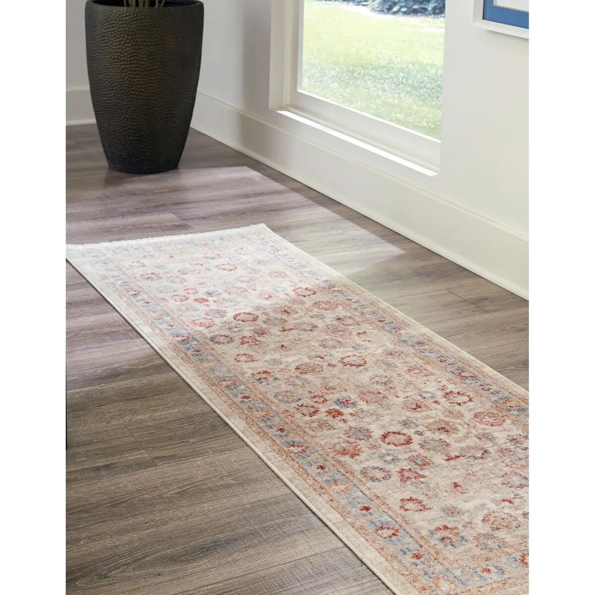 Traditional Falmouth Collection Area Rug