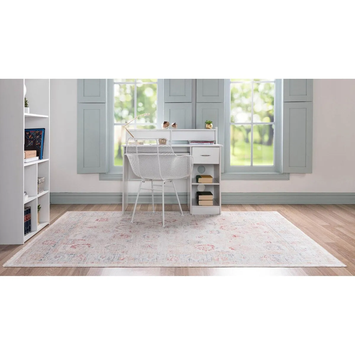Traditional Falmouth Collection Area Rug