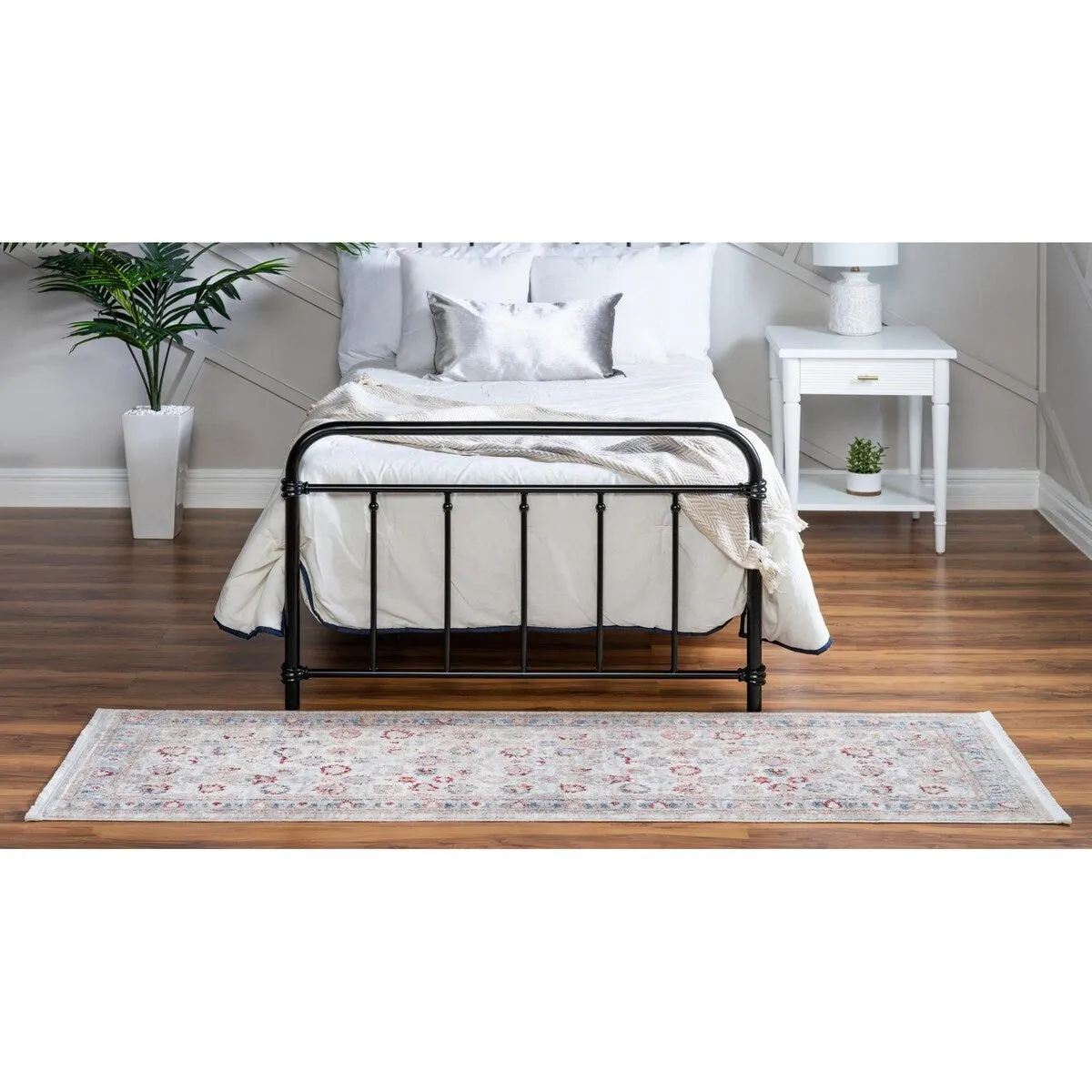 Traditional Falmouth Collection Area Rug