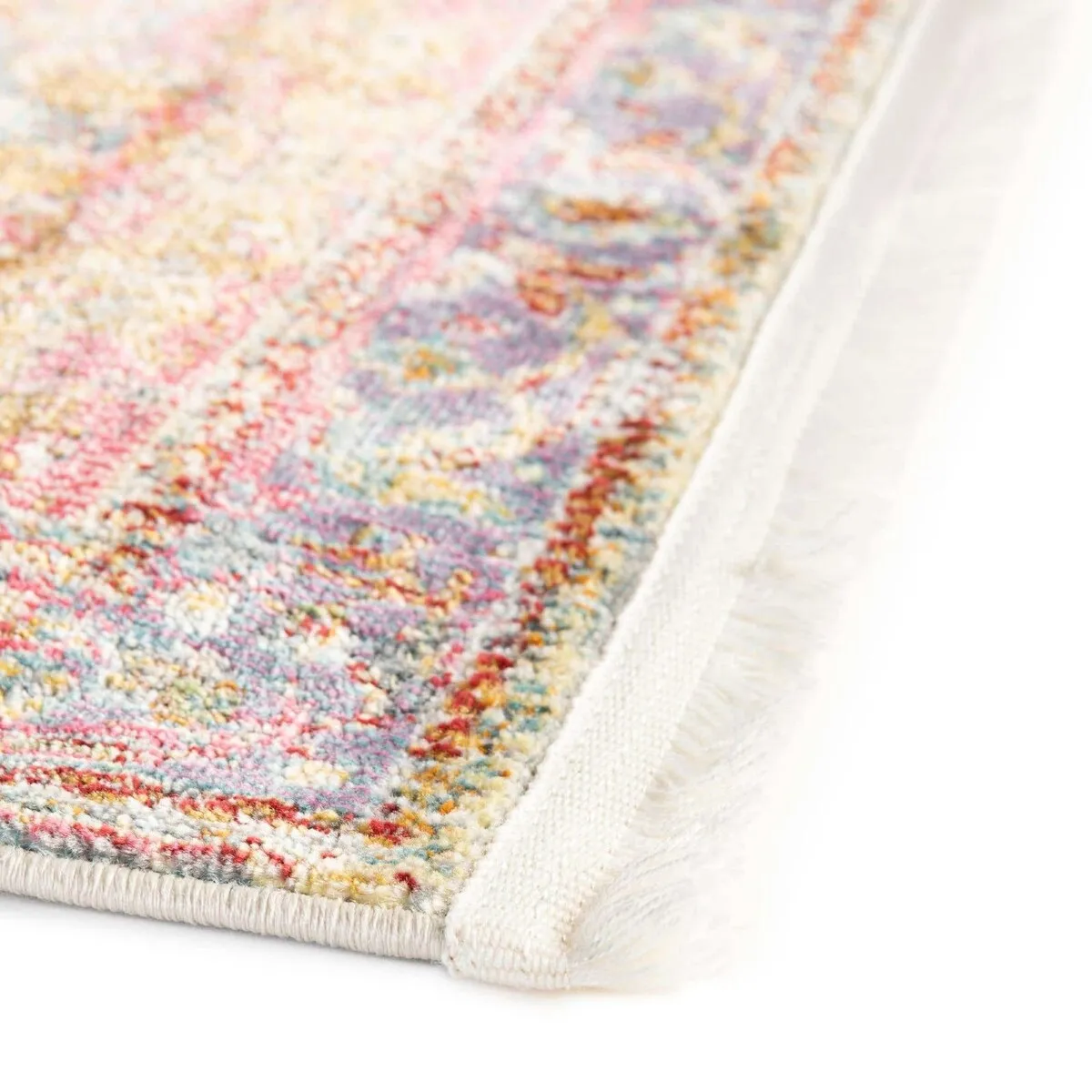 Traditional Samana Collection Area Rug