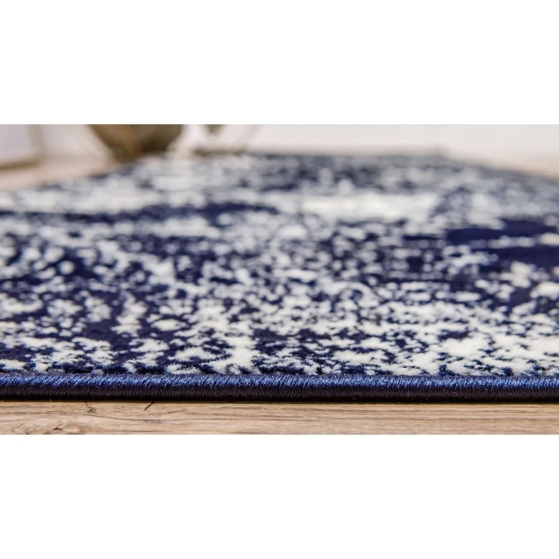 Transitional Fredo Collection Area Rug