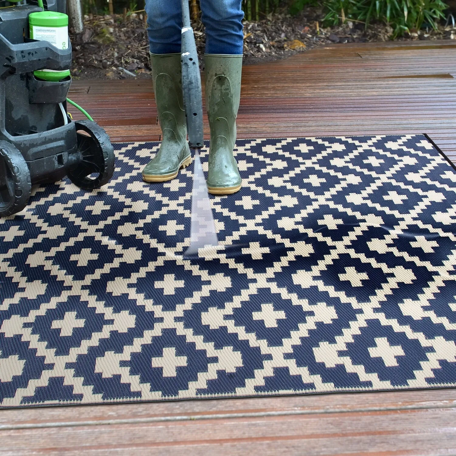 Trellis Geometric Reversible Plastic Outdoor Rugs