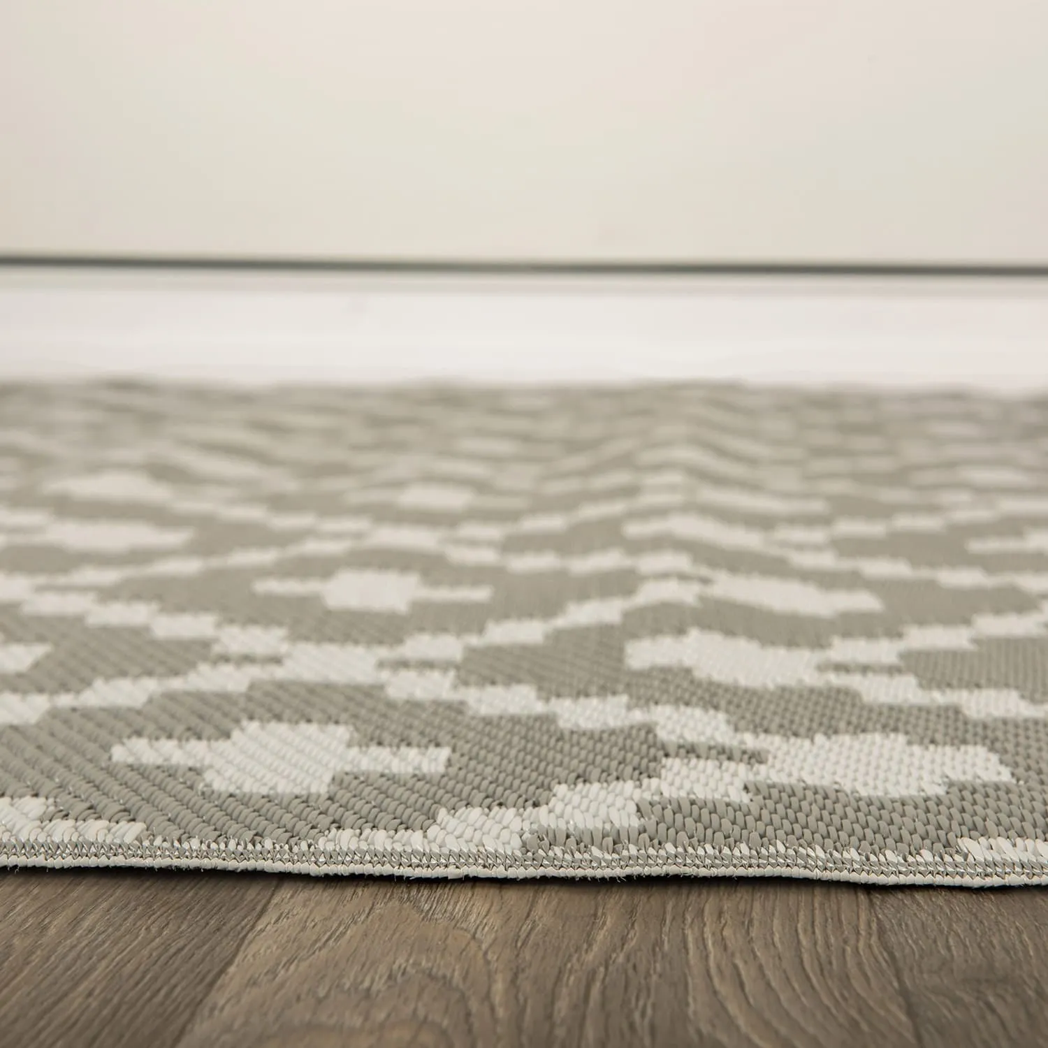 Trellis Geometric Reversible Plastic Outdoor Rugs