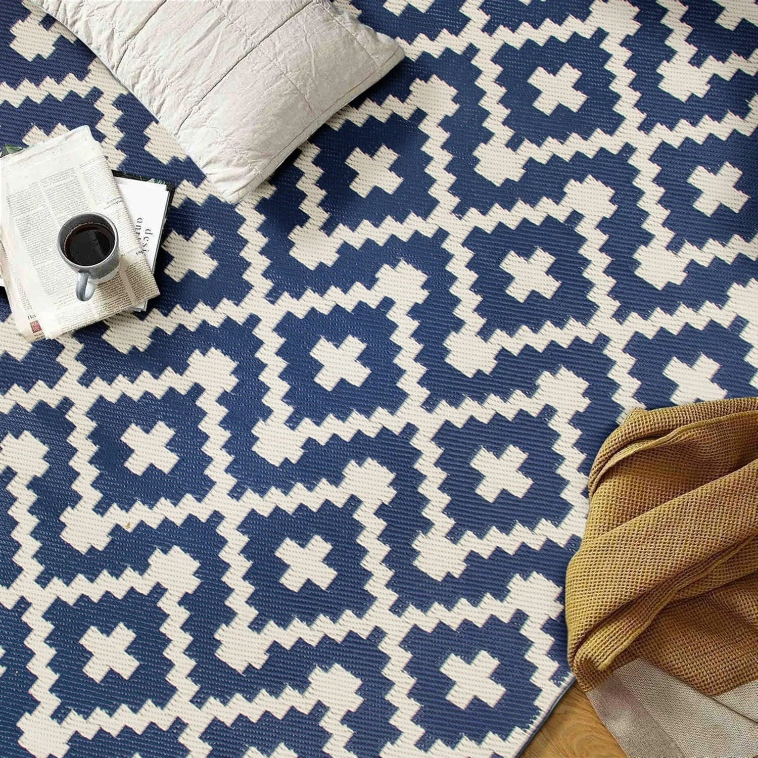 Trellis Geometric Reversible Plastic Outdoor Rugs