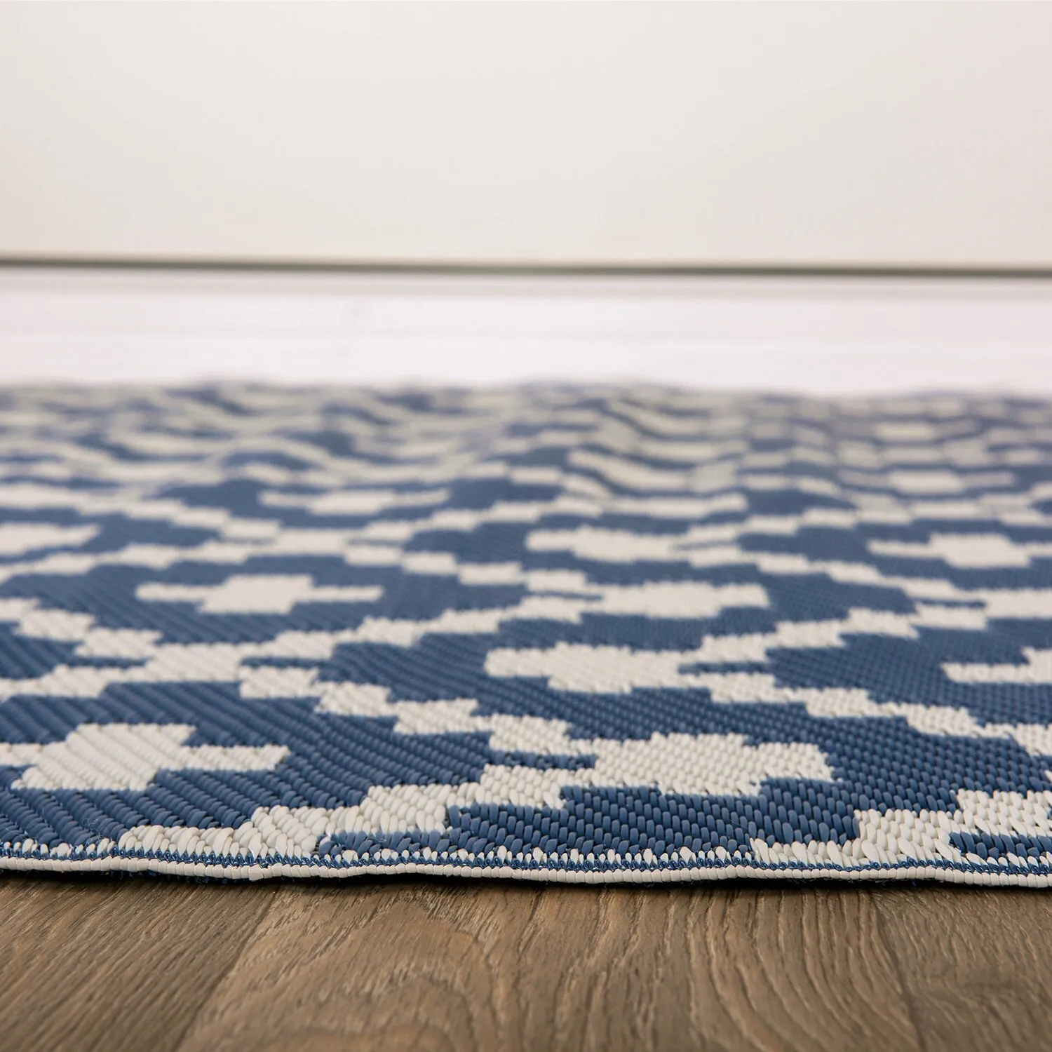 Trellis Geometric Reversible Plastic Outdoor Rugs