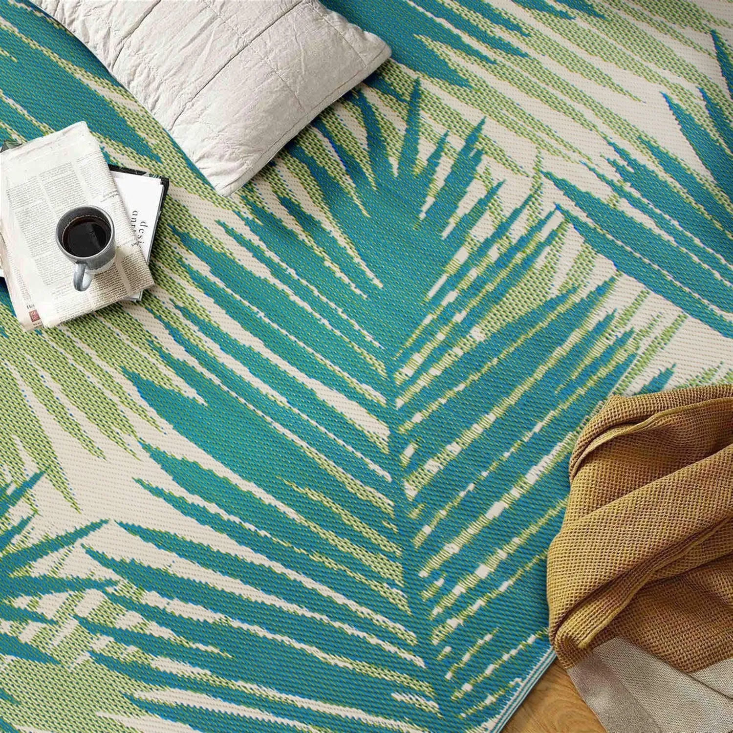 Tropical Floral Reversible Plastic Outdoor Rugs