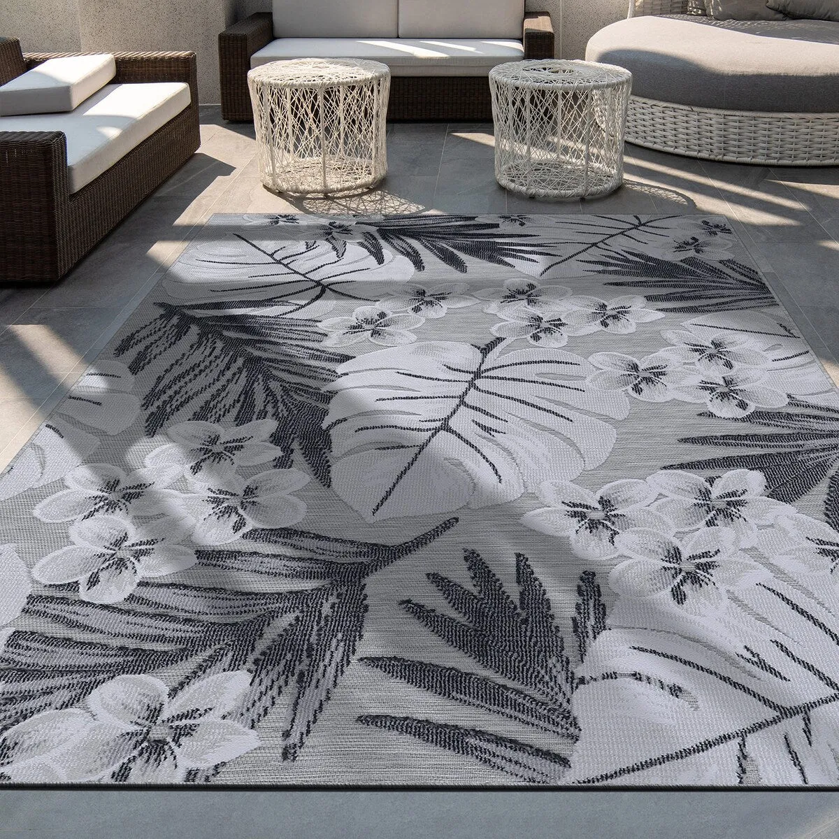 VILLADECOR Leaf Indoor Outdoor Area Rug Low High Pile Rugs For Patio
