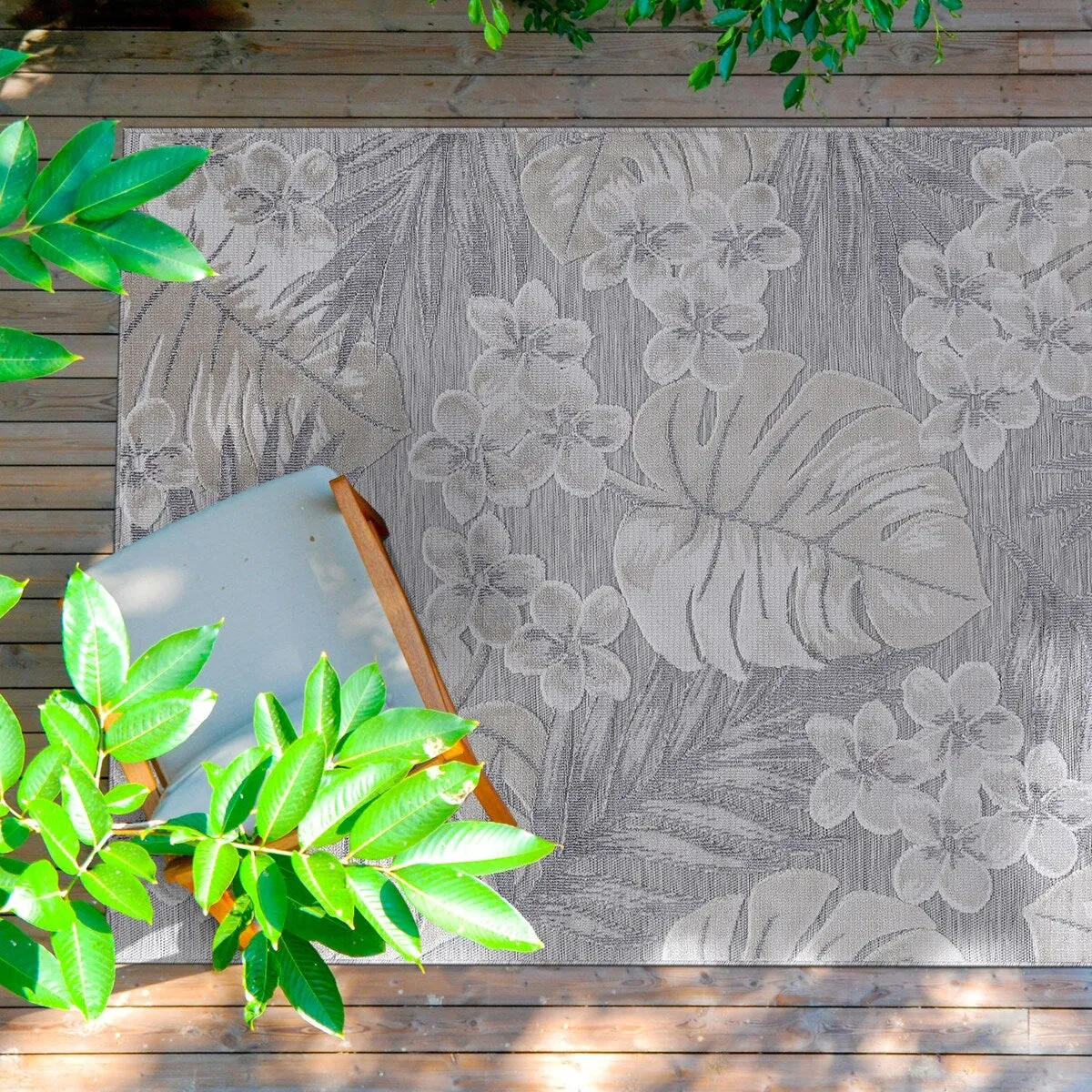 VILLADECOR Leaf Indoor Outdoor Area Rug Low High Pile Rugs For Patio