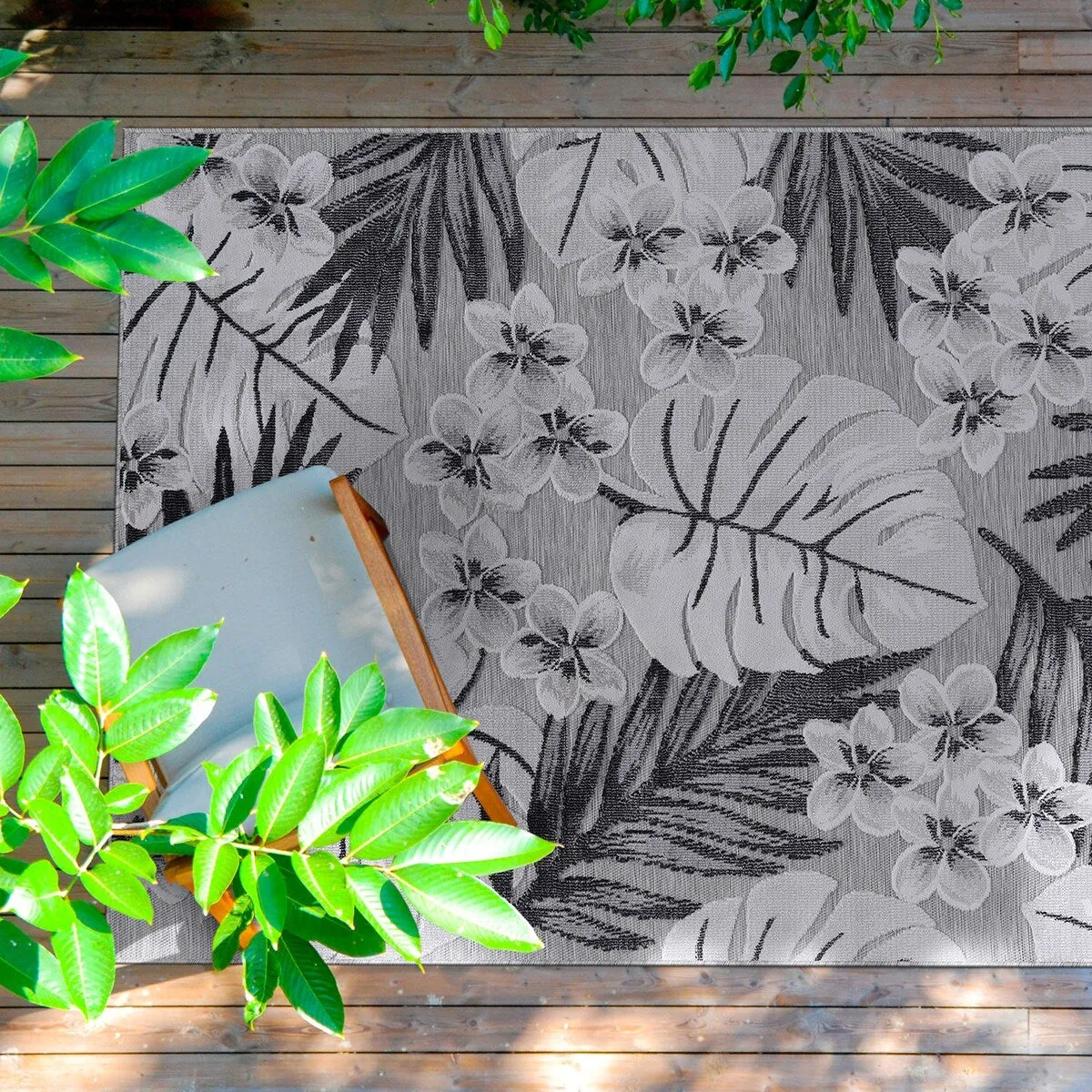 VILLADECOR Leaf Indoor Outdoor Area Rug Low High Pile Rugs For Patio