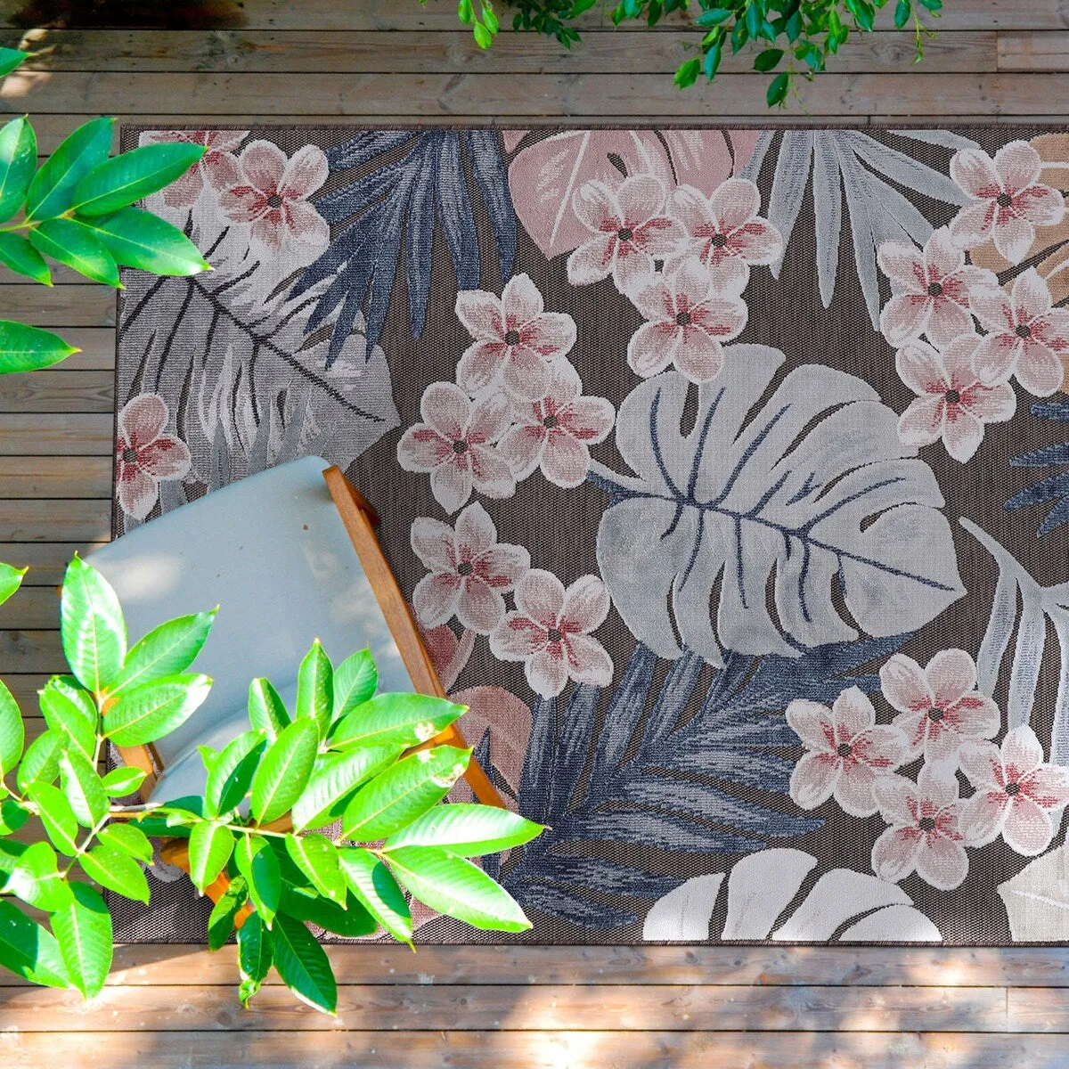 VILLADECOR Leaf Indoor Outdoor Area Rug Low High Pile Rugs For Patio
