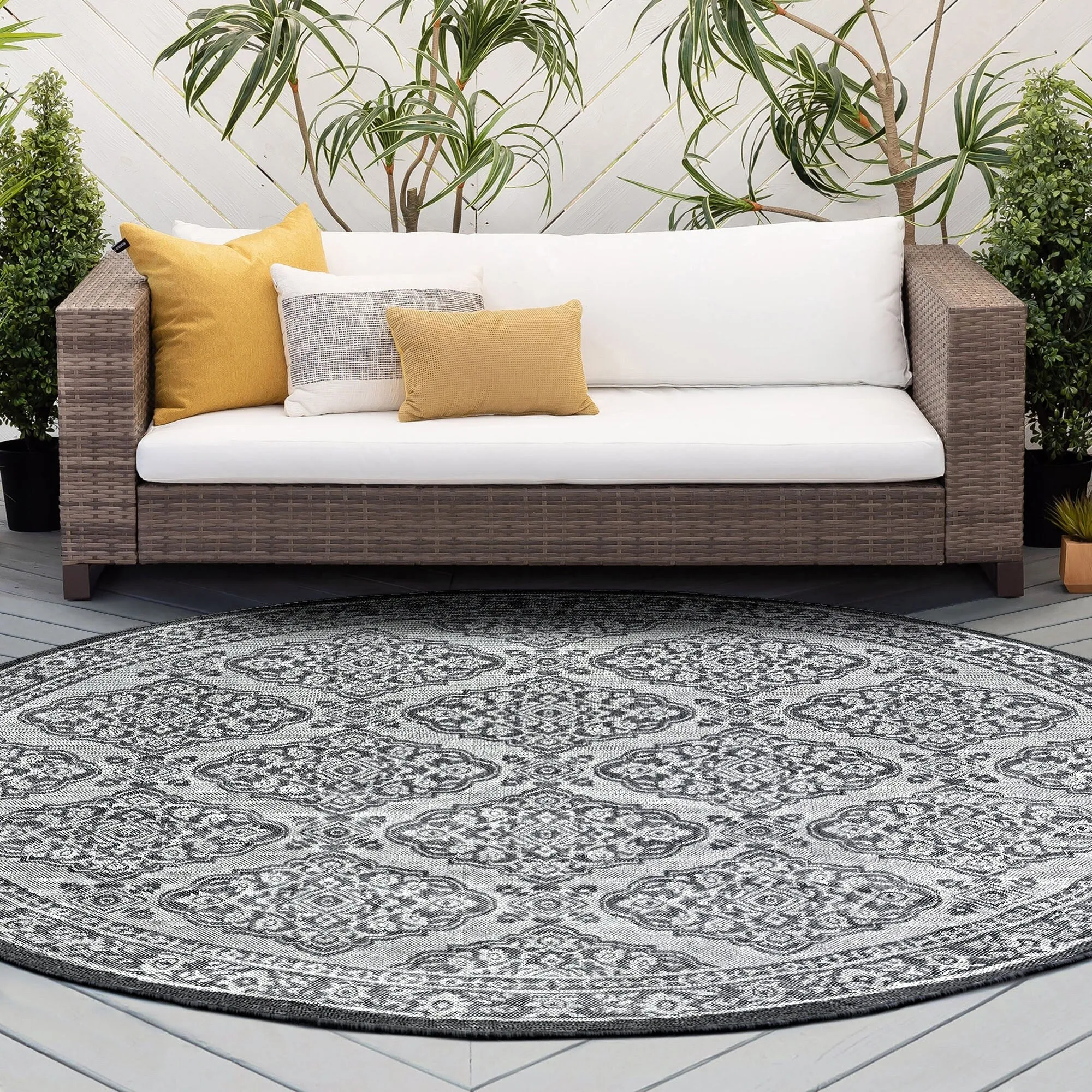 Vision French Country Floral Indoor/Outdoor Area Rug