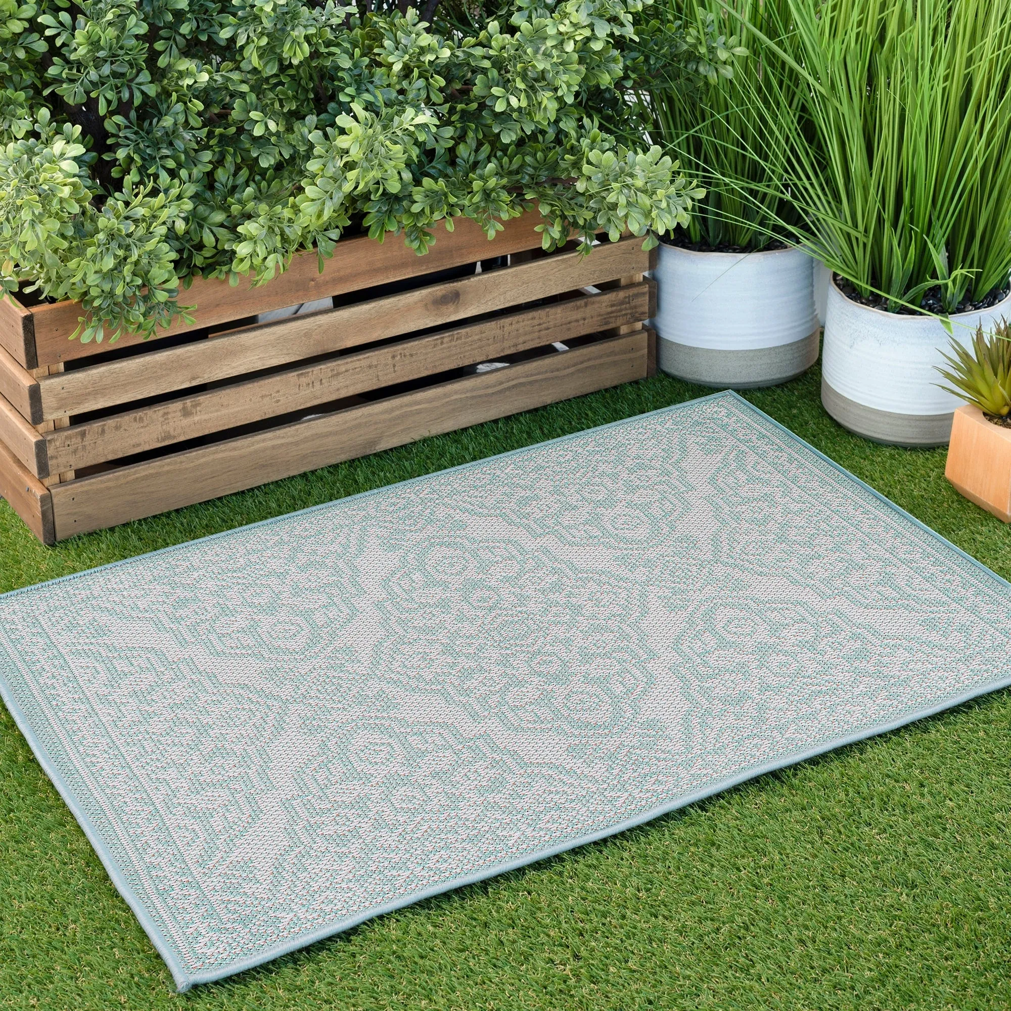 Vision French Country Floral Indoor/Outdoor Area Rug