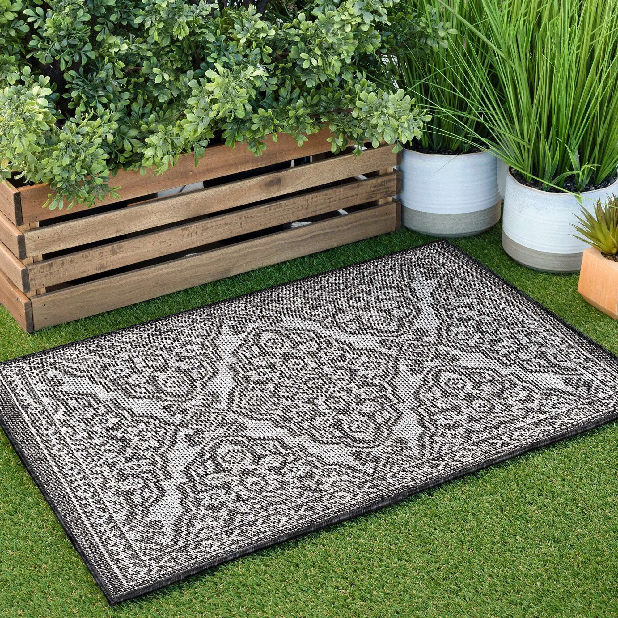 Vision French Country Floral Indoor/Outdoor Area Rug