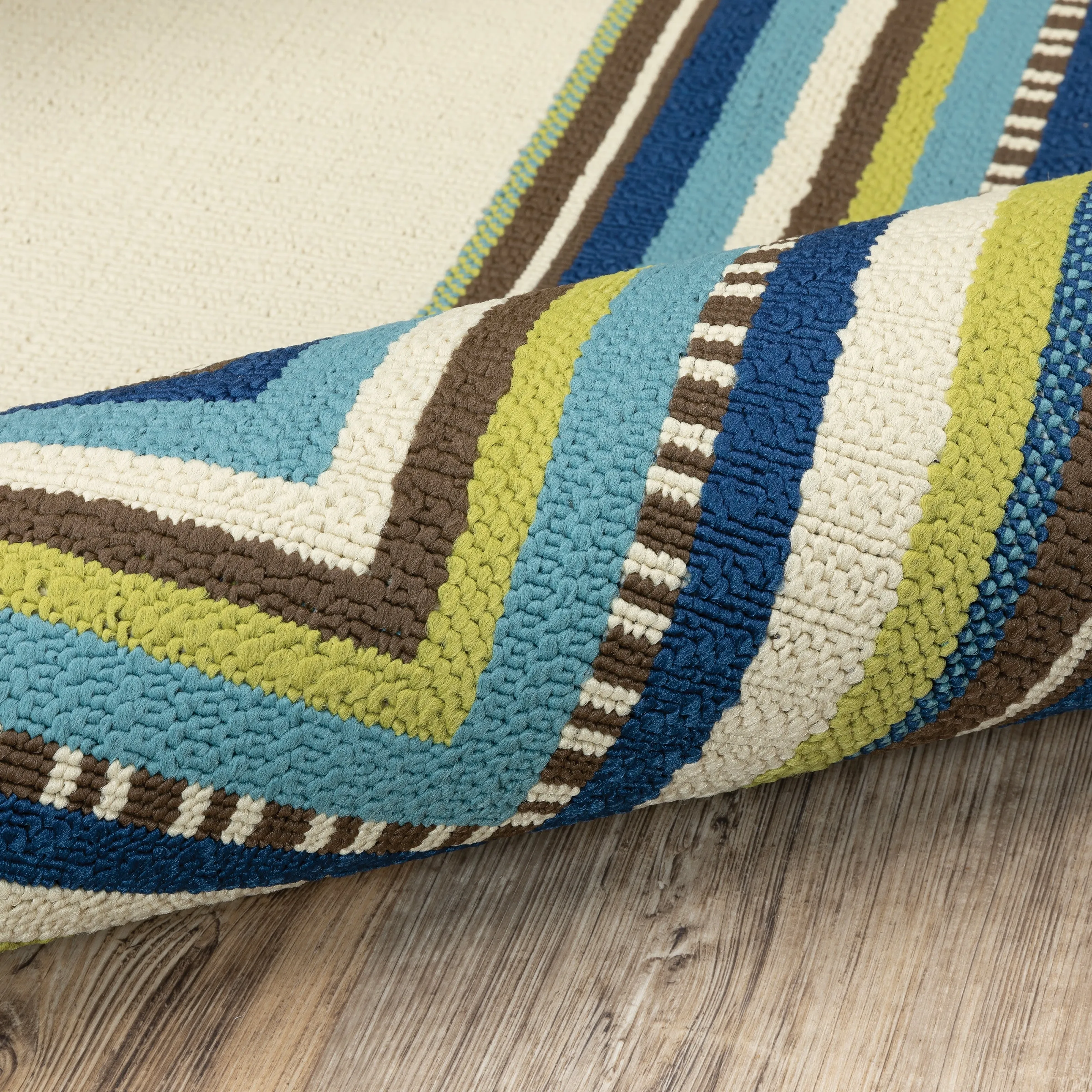 Vista Home Catalina Multi-Border Indoor-Outdoor Ivory/Blue Rug--