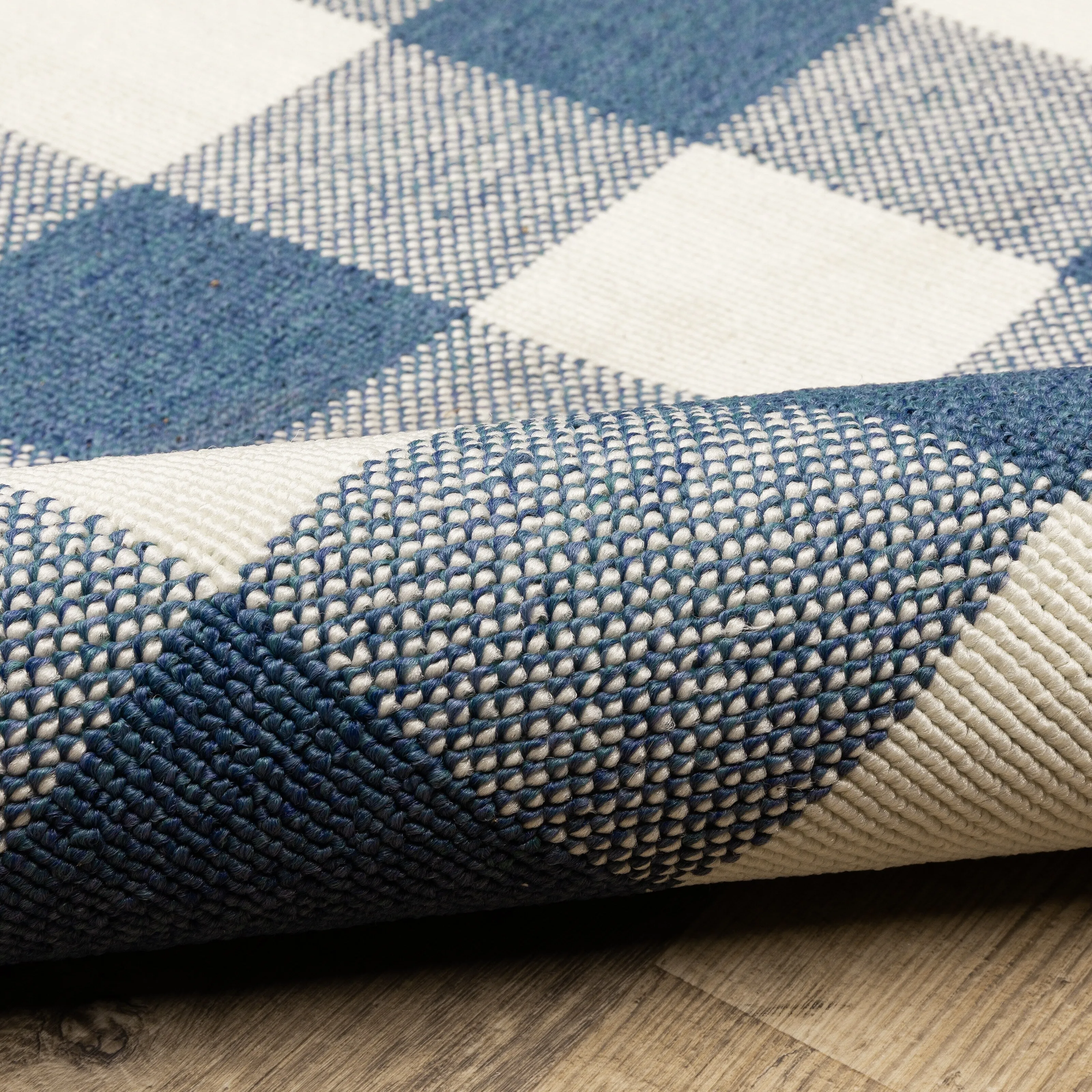Vista Home Malta Gingham Check Indoor/Outdoor Area Rug
