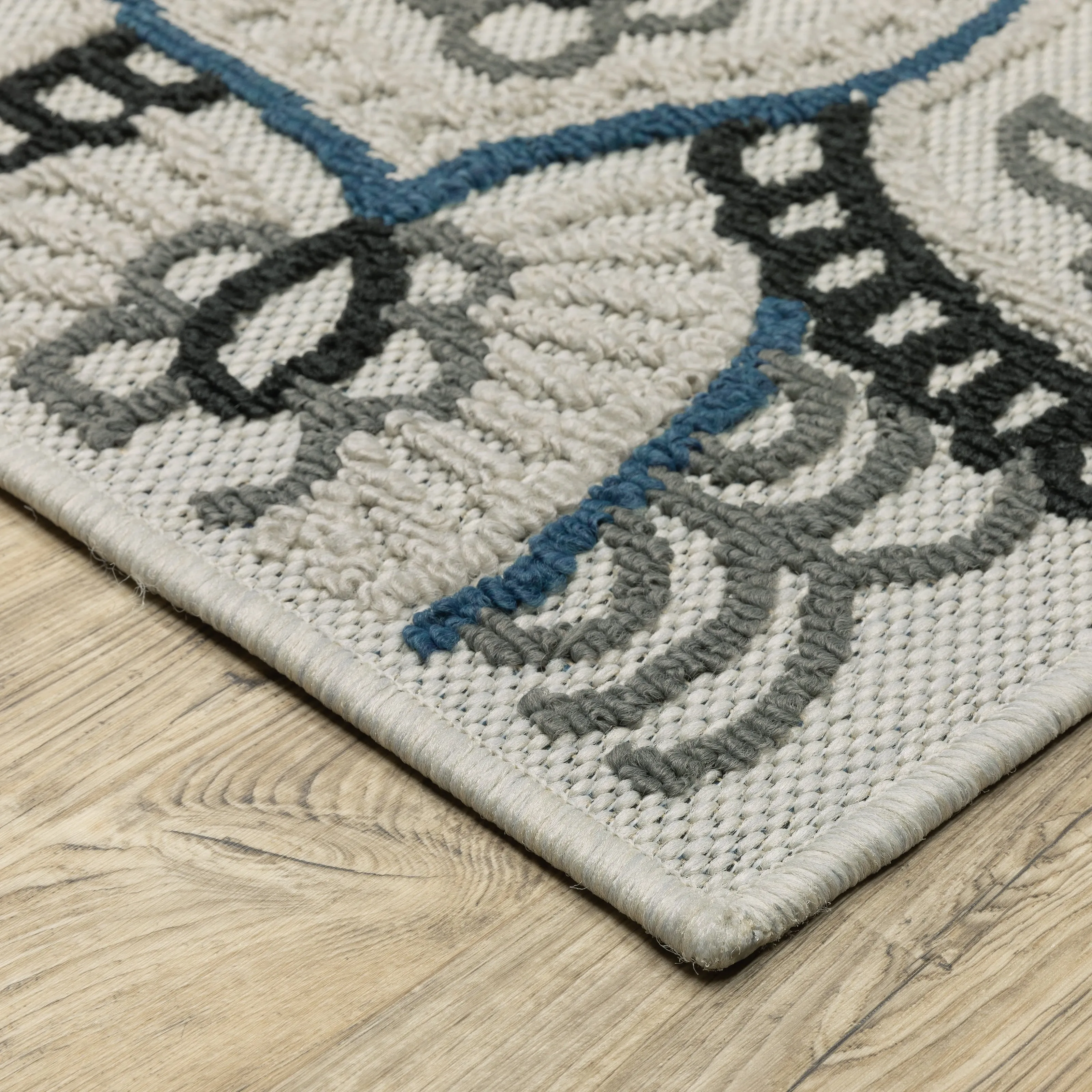 Vista Home Talcot Bohemian Medallion Gray/Blue Indoor-Outdoor Area Rug