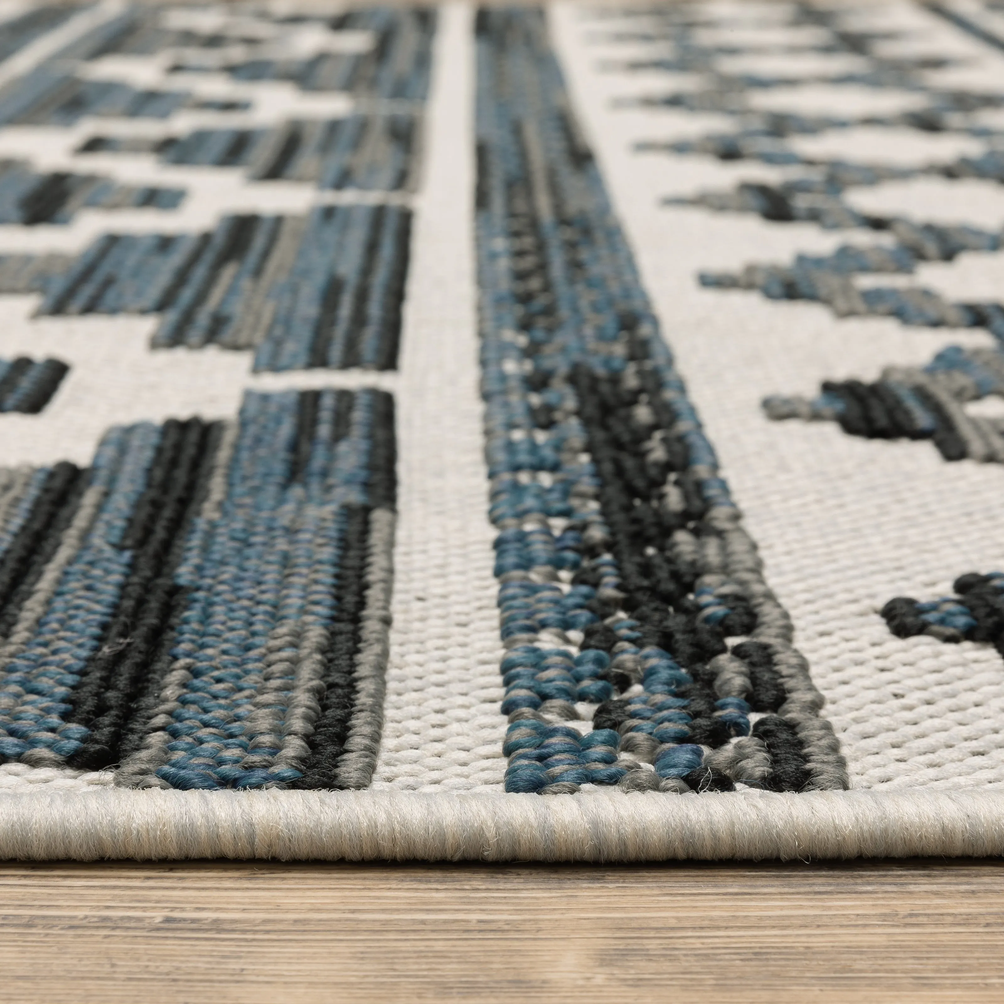 Vista Home Talcot Geometric Tribal Grey/ Teal Indoor-Outdoor Area Rug