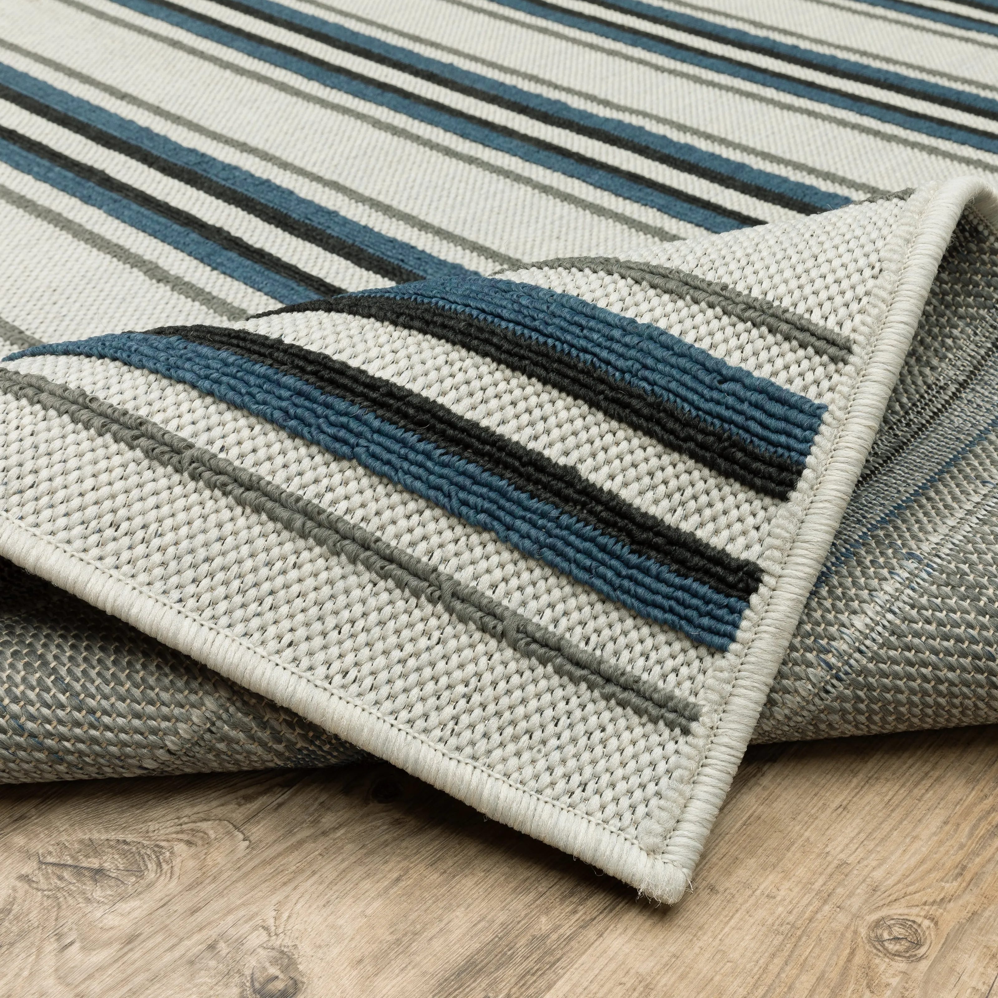 Vista Home Talcot Multi-Striped Grey/ Teal Indoor-Outdoor Area Rug