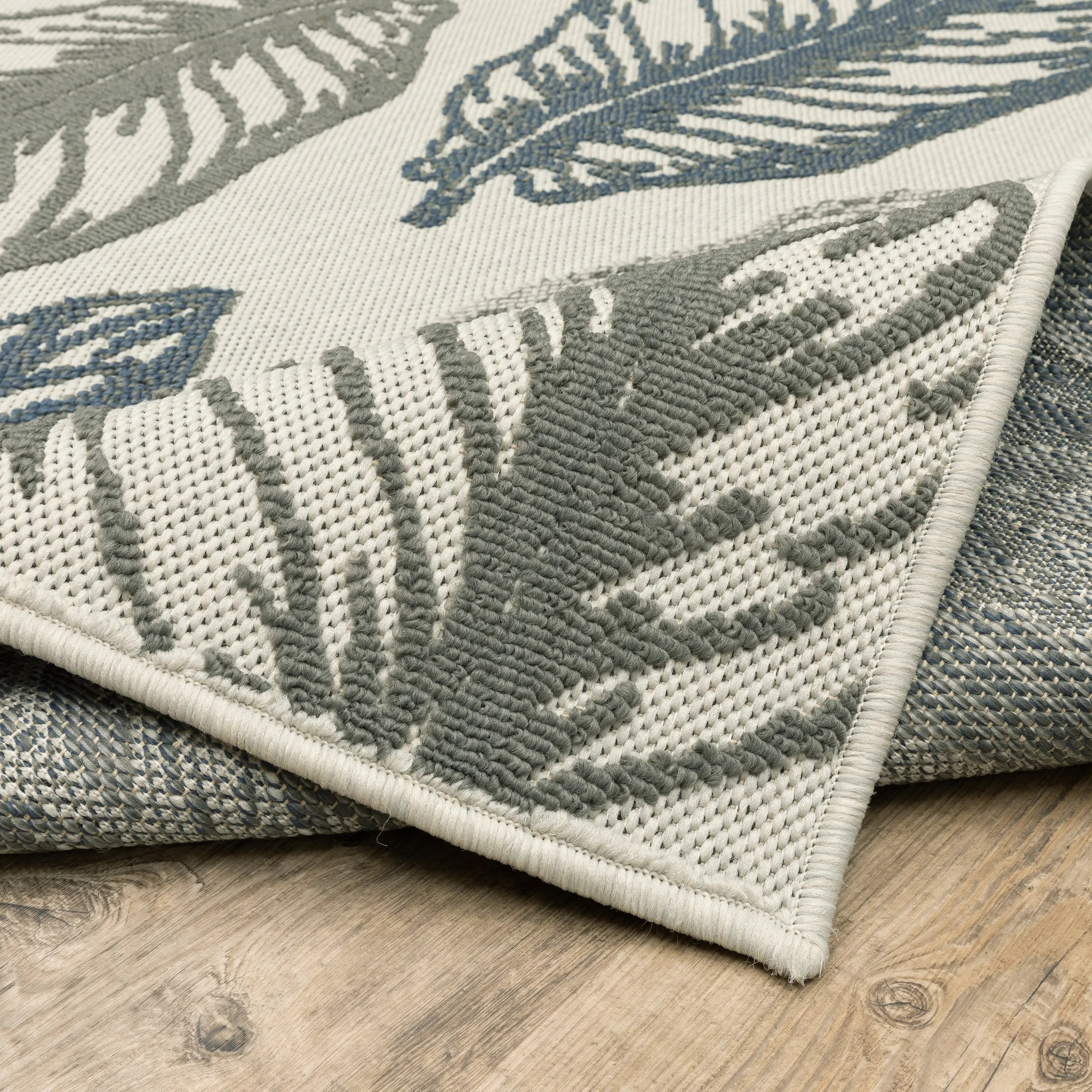 Vista Home Talcot Tropical Leaf Grey/Teal Indoor-Outdoor Area Rug