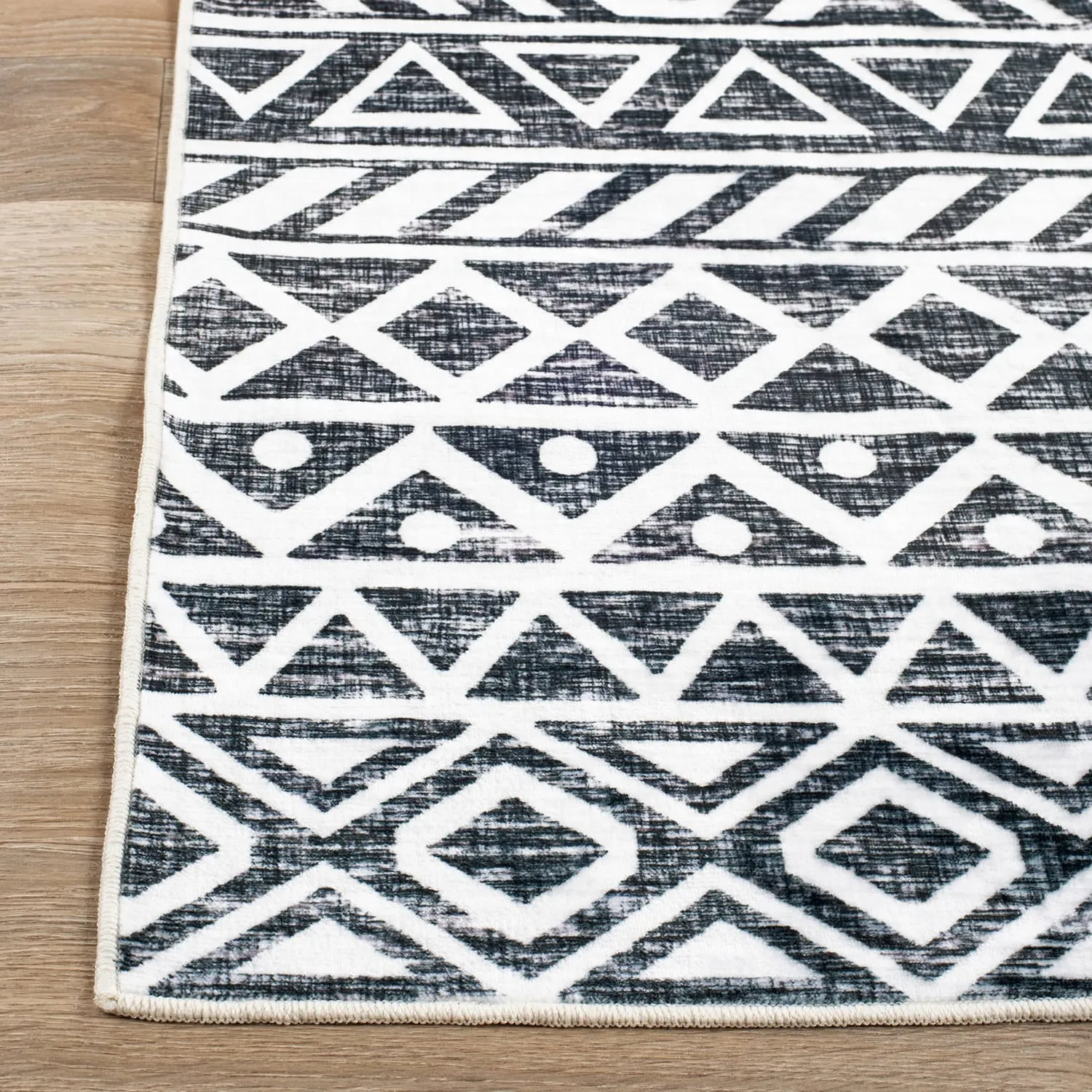 World Rug Gallery Contemporary Distressed Geometric Machine Washable Area Rug