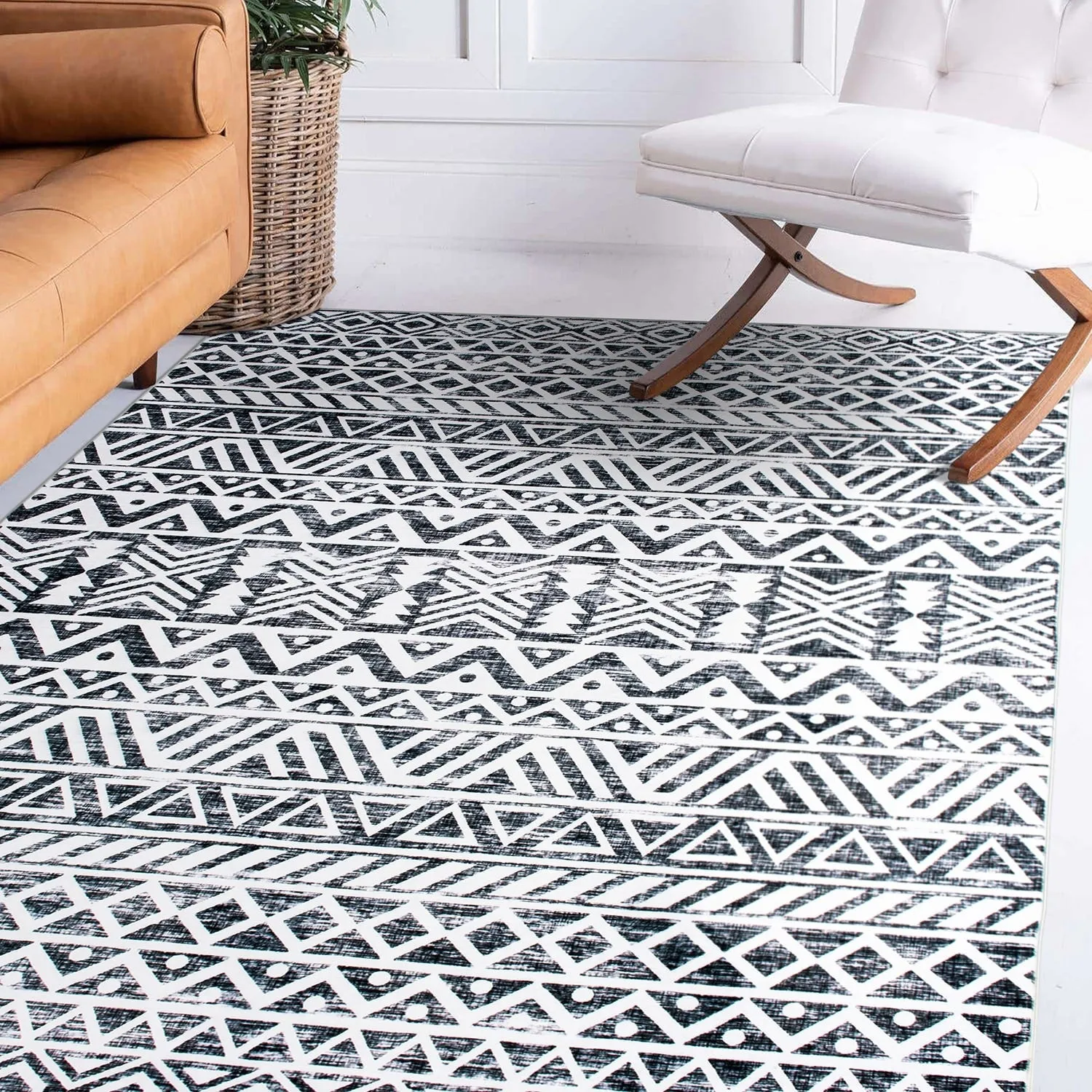 World Rug Gallery Contemporary Distressed Geometric Machine Washable Area Rug